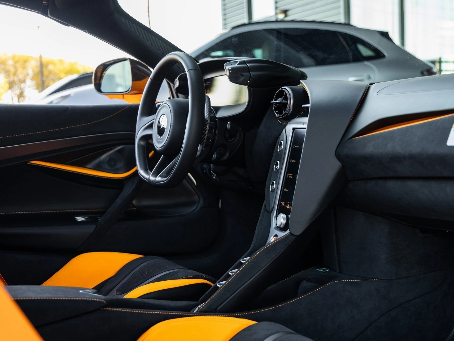 mph048_702450714_49_88a3355546