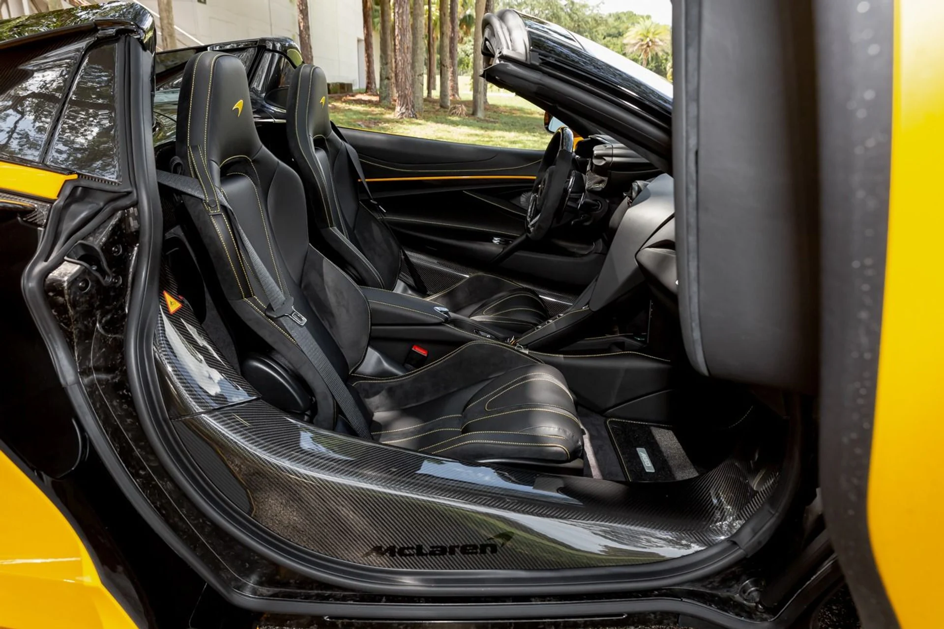 mph048_703383083_437_p49_l_bfe5df1d00