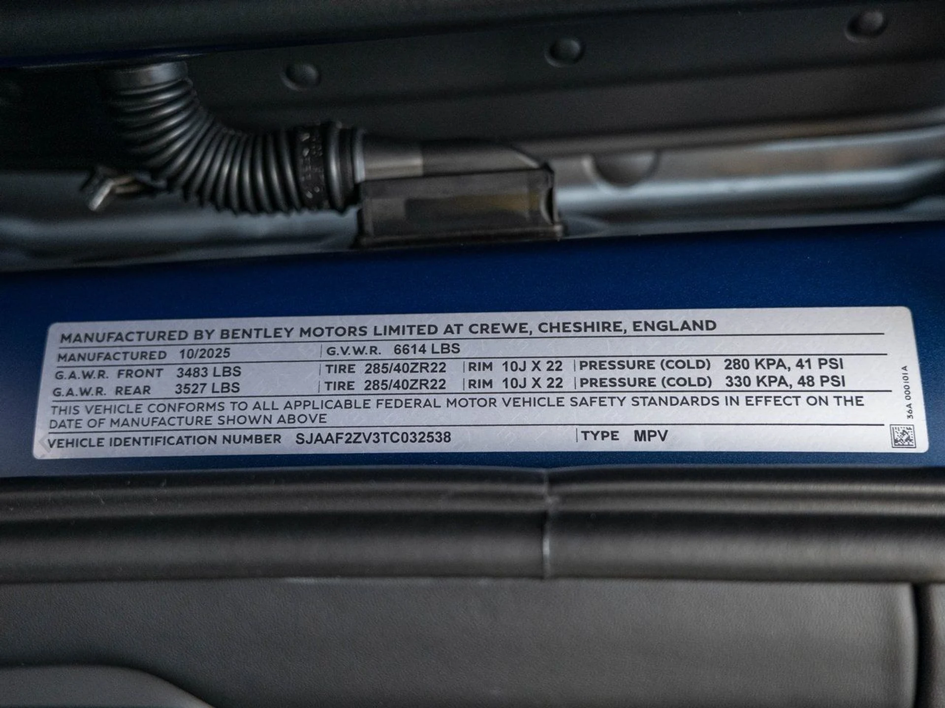 mph048_717736652_4d93a2fab2378475631acc8d00241504x_92ad93848c