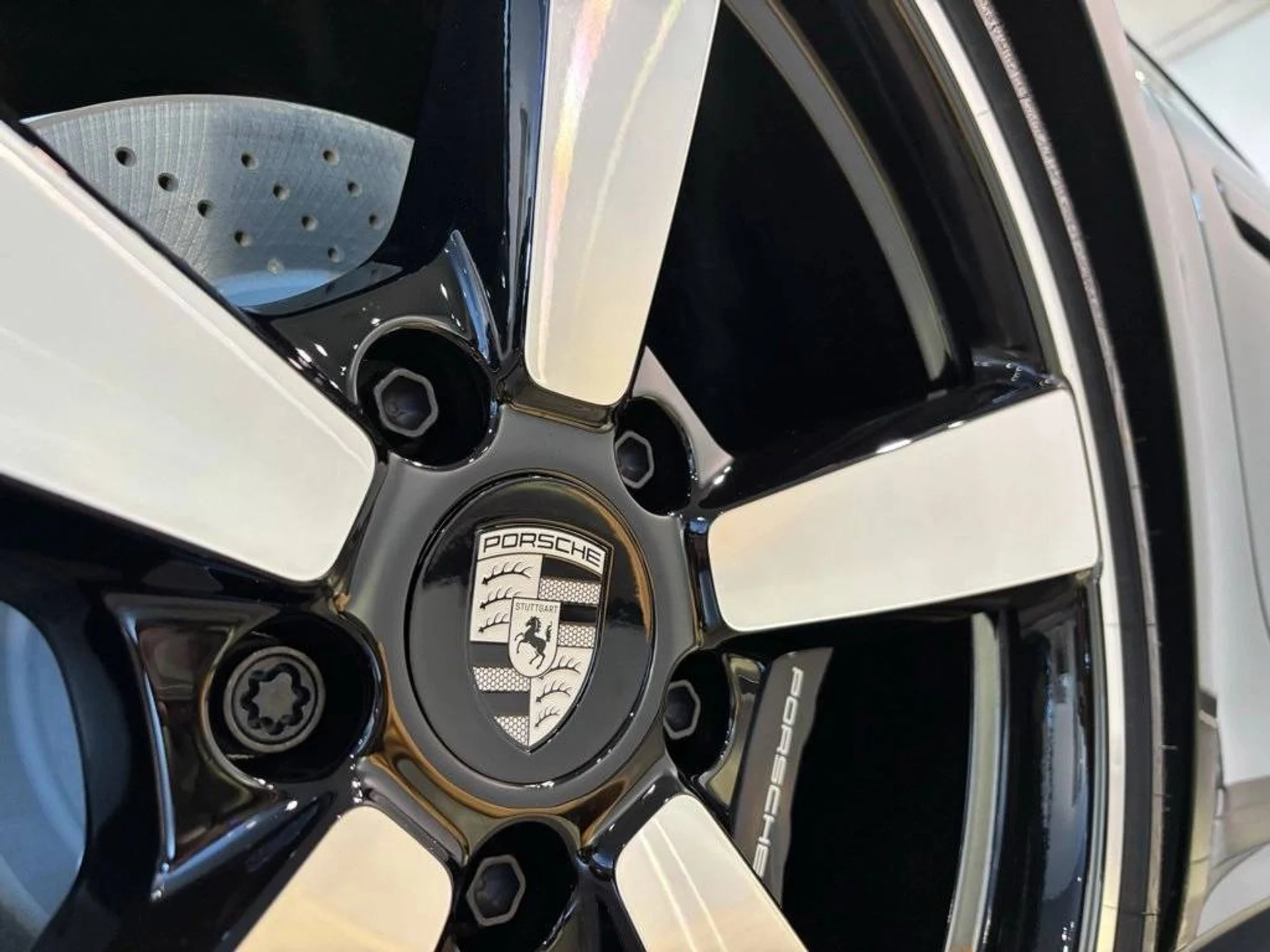 mph048_726643037_1b05c1a4fbf6ed388b13f8dd8fc86a7ex_671a01bb02