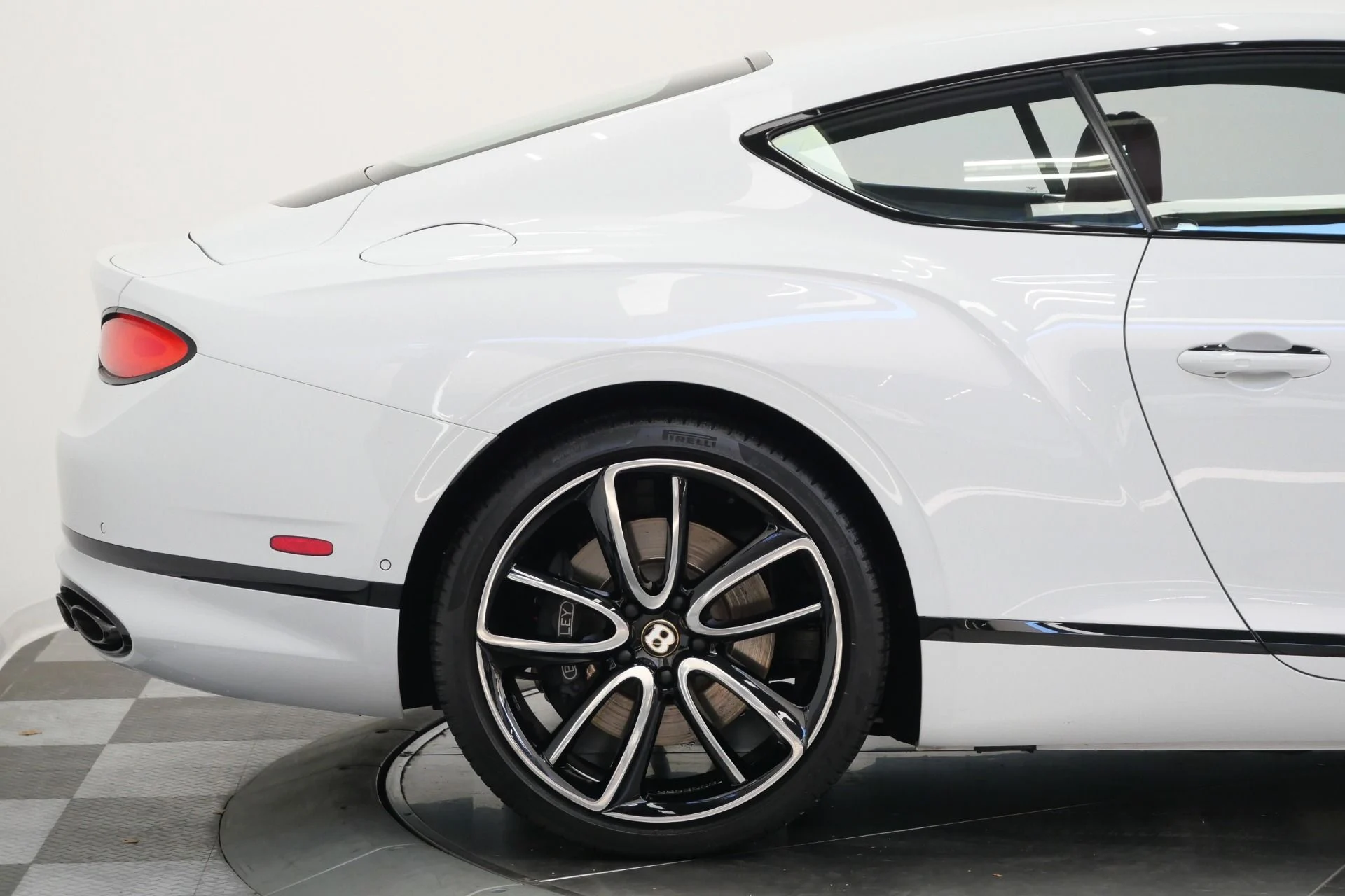 mph048_734980456_Used_2020_Bentley_Continental_GT_V8_First_Edition_Naim_Audio_Touring_Specification_1783710441_590f3412d9
