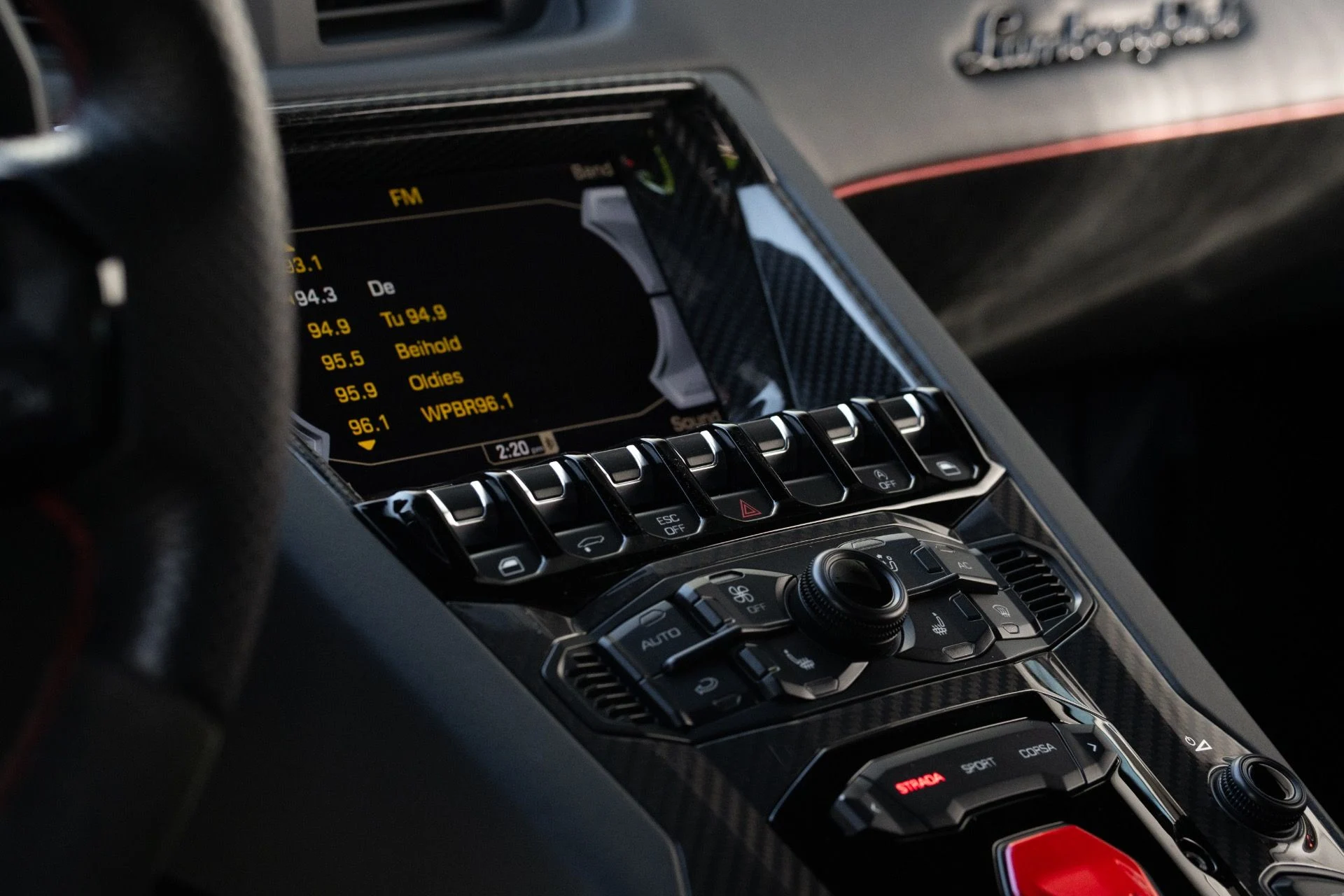 mph048_744529474_Used_2016_Lamborghini_Aventador_LP_750_4_SV_1760392295_1445d5437d