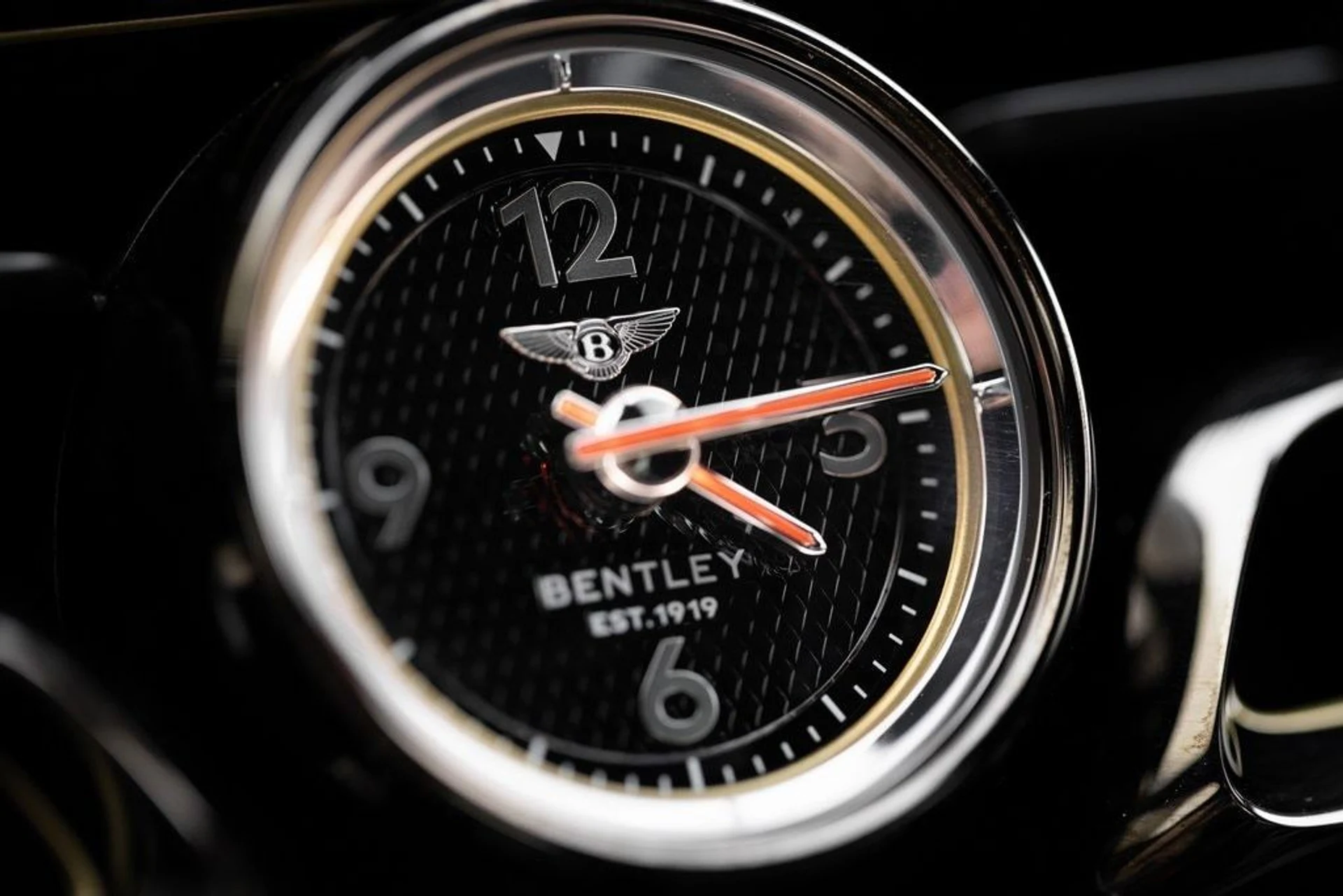 mph048_750377845_7e88b84651be580419dafff010d357c4x_297cee17de