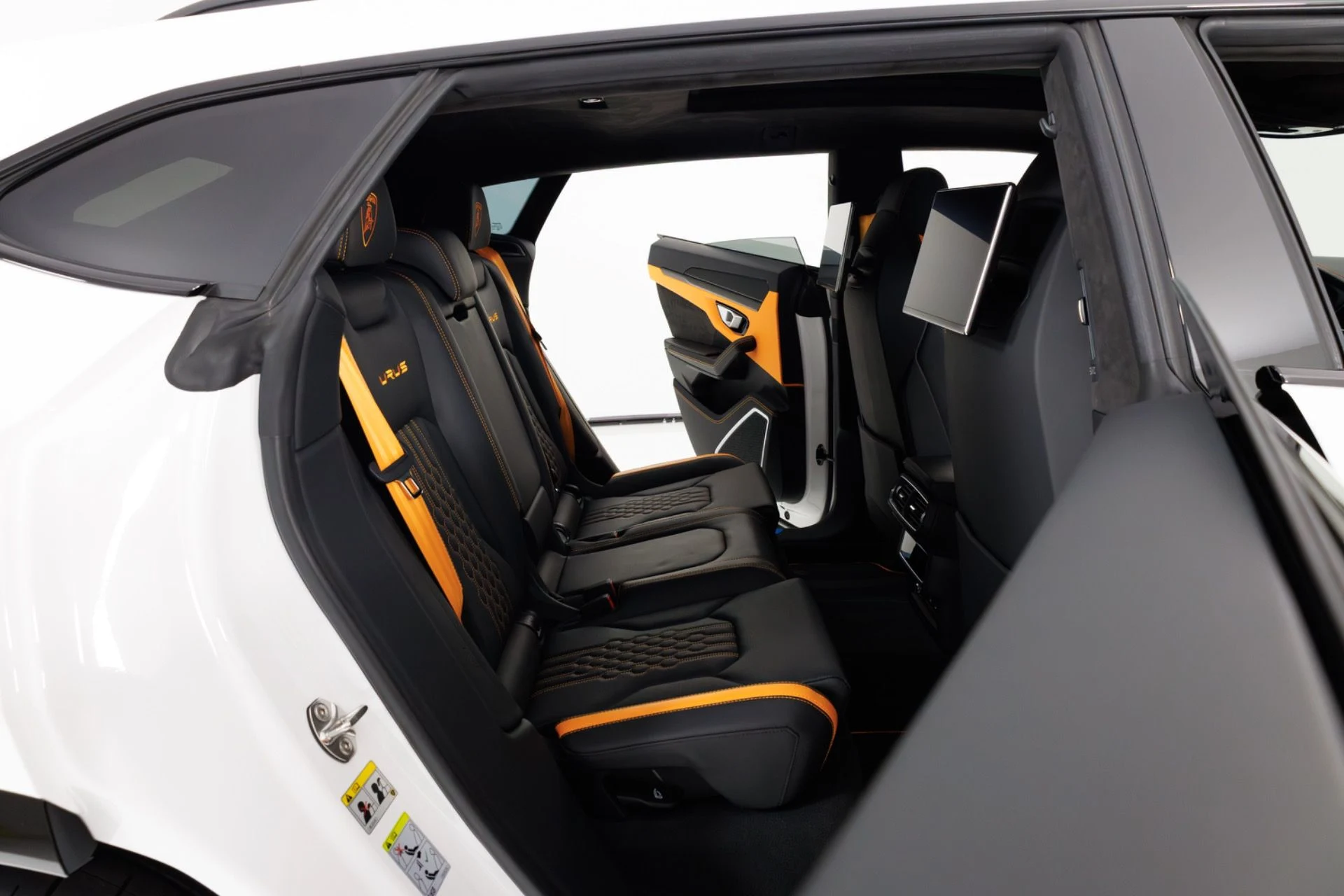 mph048_765928764_Used_2024_Lamborghini_Urus_S_1775674860_f83849cc67