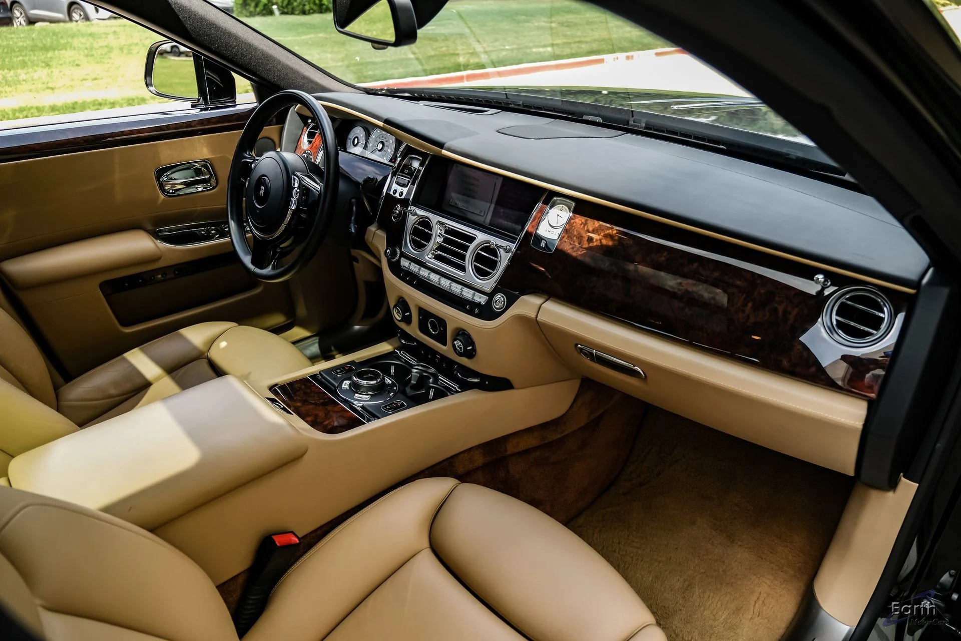 mph048_772359186_96652f67925c0fcd9b033e1157d8cb83x_9d19f64d3e