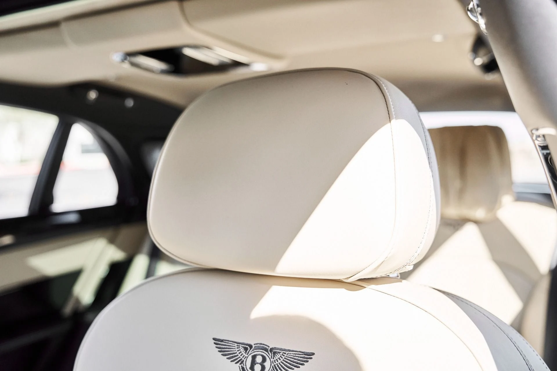 mph048_789124802_Used_2019_Bentley_Mulsanne_Base_1773861408_416b4b14d0