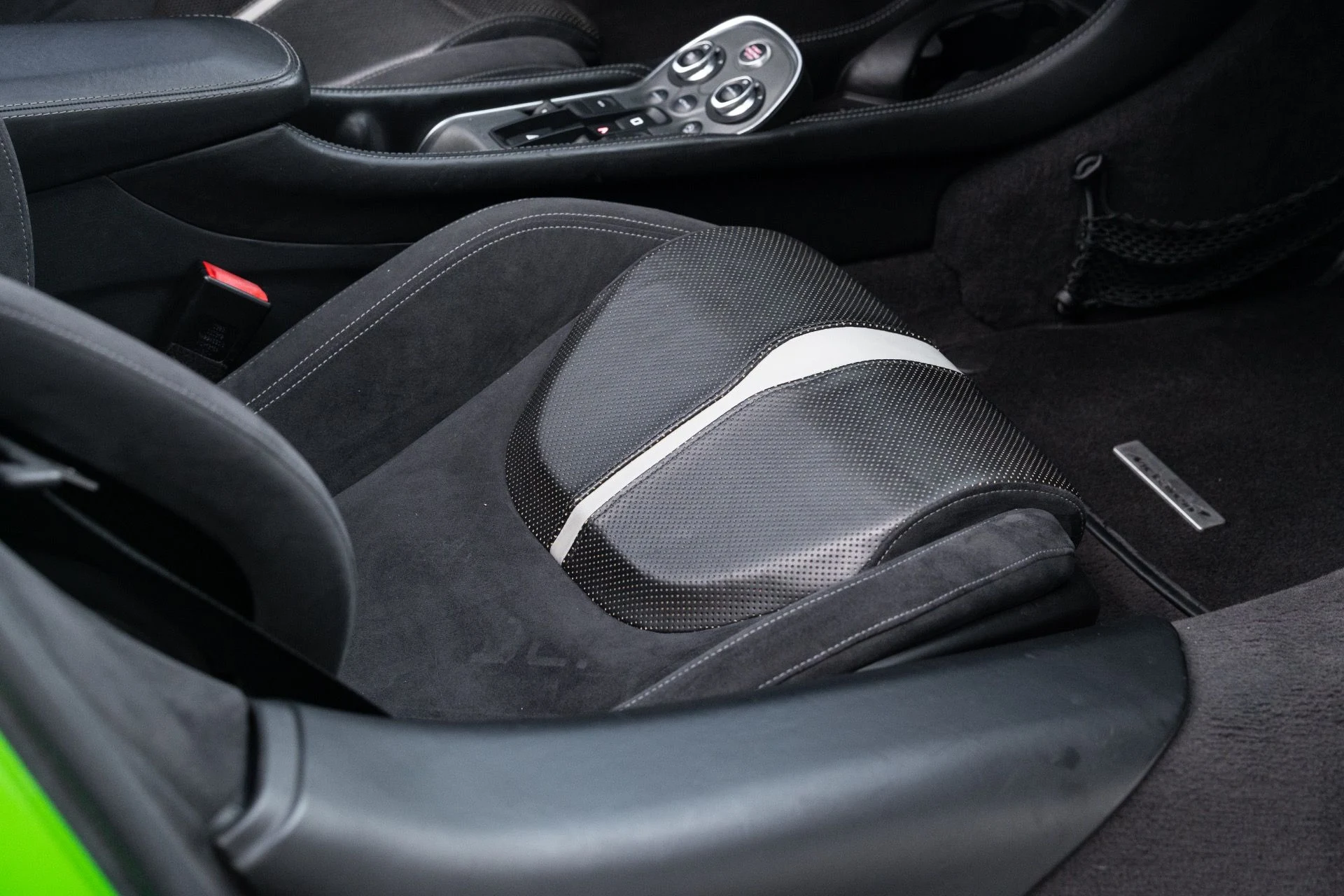 mph048_79867660_Used_2018_Mc_Laren_570_S_Spider_1773949539_6c3abbd712