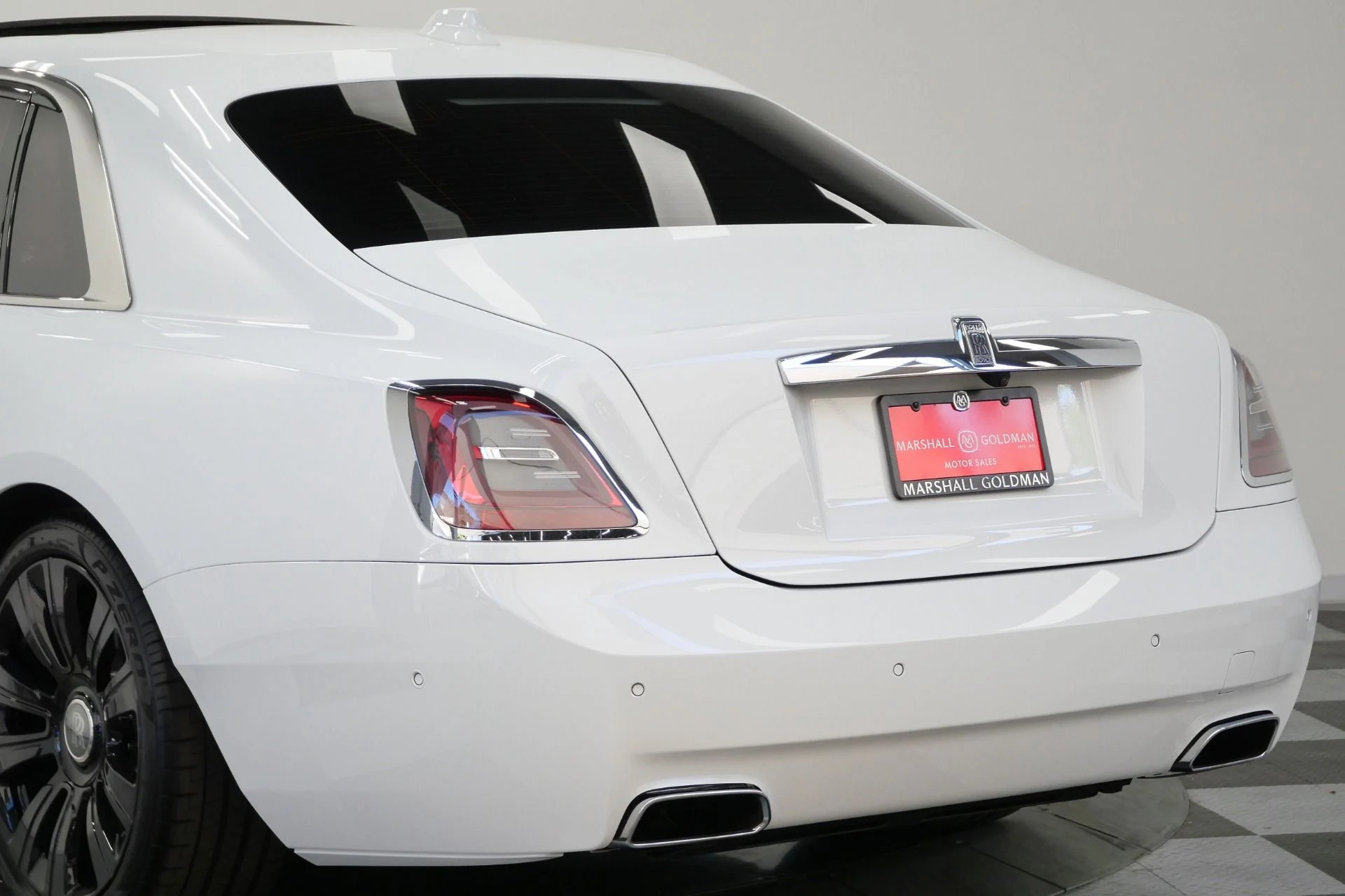 mph048_807878384_Used_2022_Rolls_Royce_Ghost_Low_Miles_The_Ghost_Package_Bespoke_Audio_1780333725_c96d8bcace