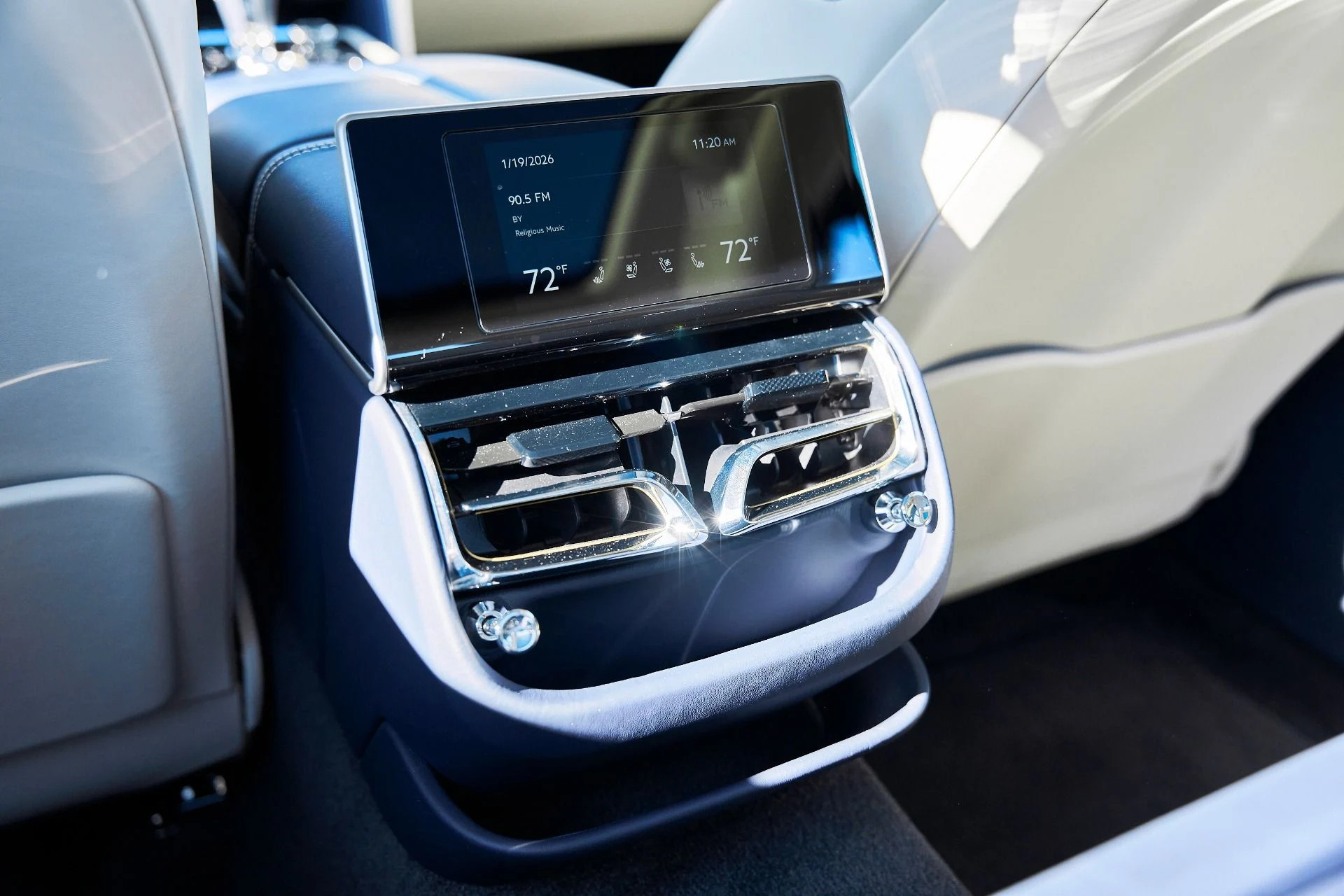 mph048_808328708_Used_2024_Bentley_Flying_Spur_Mulliner_V8_1768876624_065a70674f