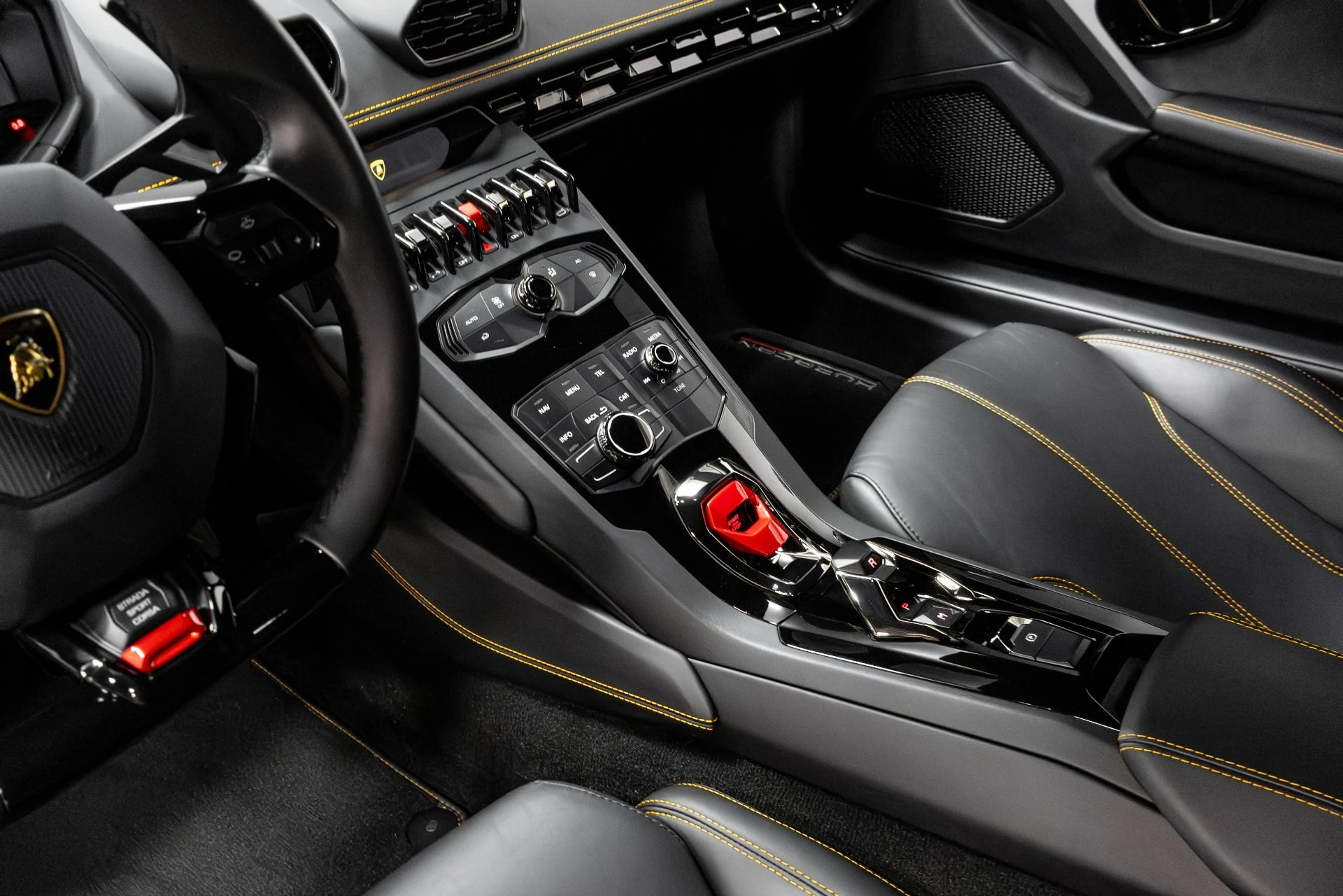 mph048_808501297_Used_2017_Lamborghini_Huracan_LP_580_2_1771545979_d1a1916790