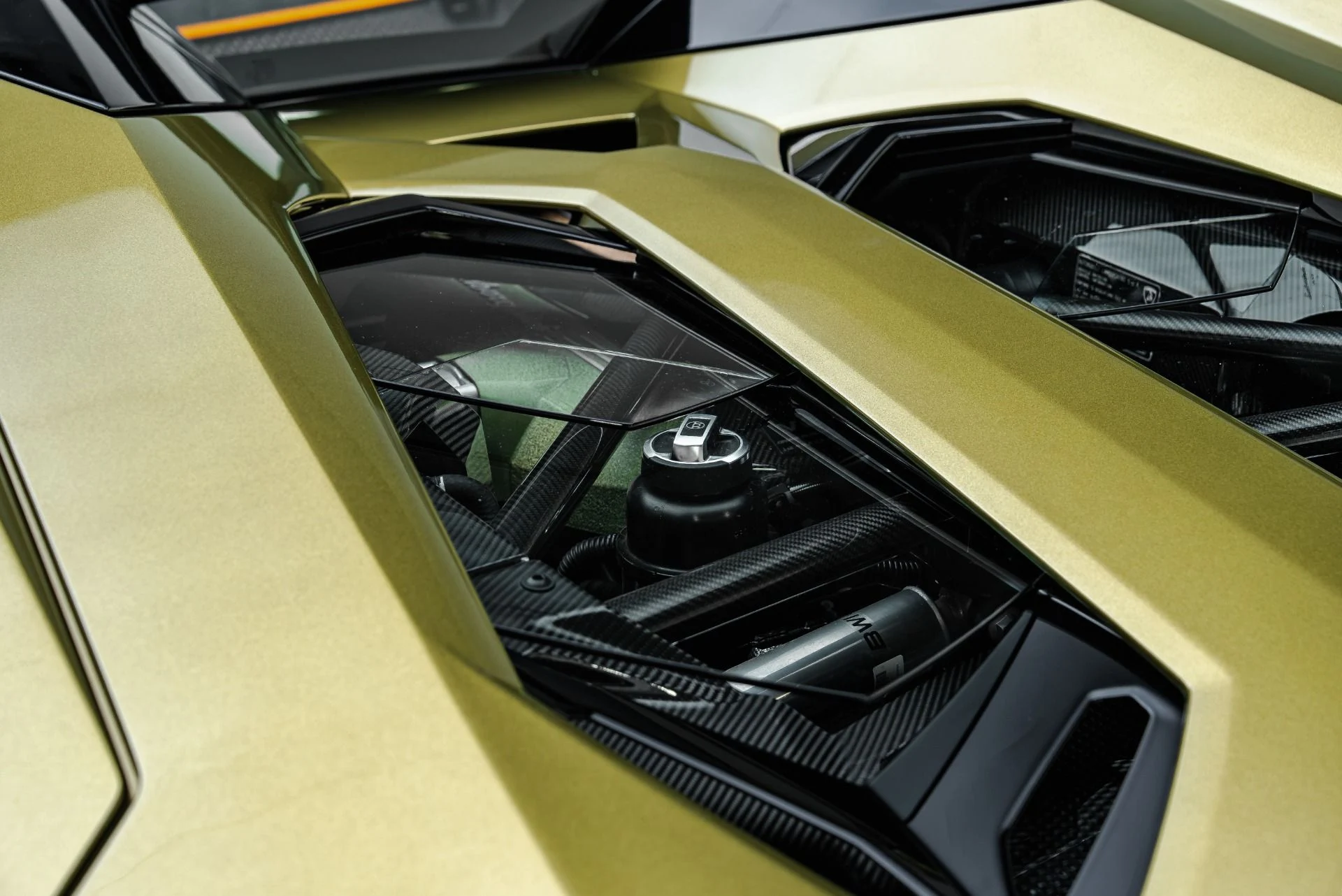 mph048_81118011_Used_2022_Lamborghini_Aventador_LP_780_4_Ultimae_1792689474_2c8af1b4cf