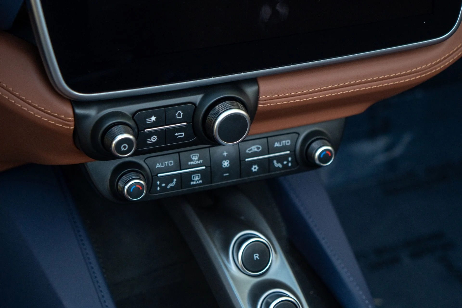 mph048_820987320_Used_2022_Ferrari_Portofino_M_1761343273_4fa45a3997