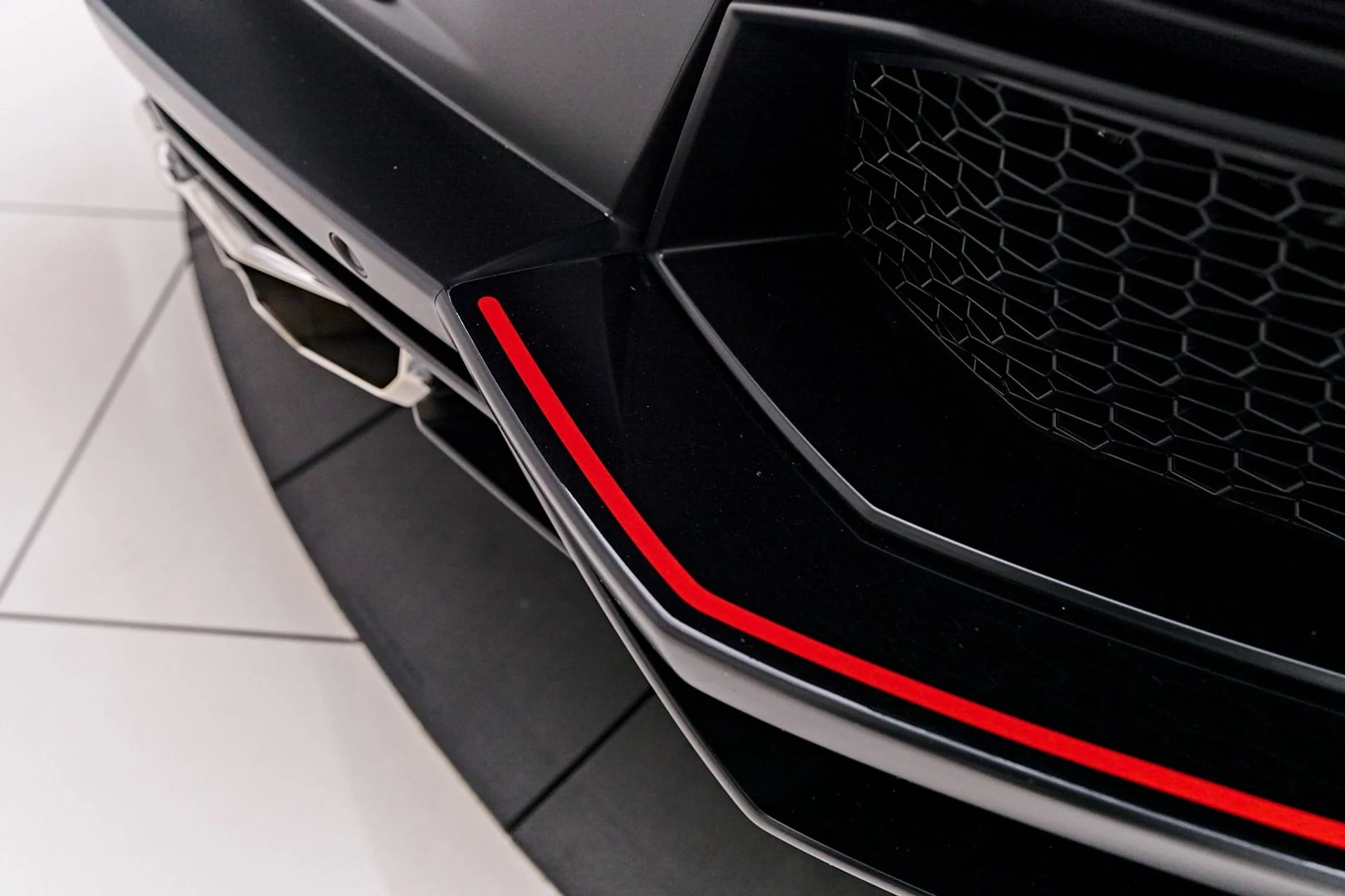 mph048_827414303_Used_2016_Lamborghini_Aventador_LP_700_4_1745086156_c2d96aa6cc