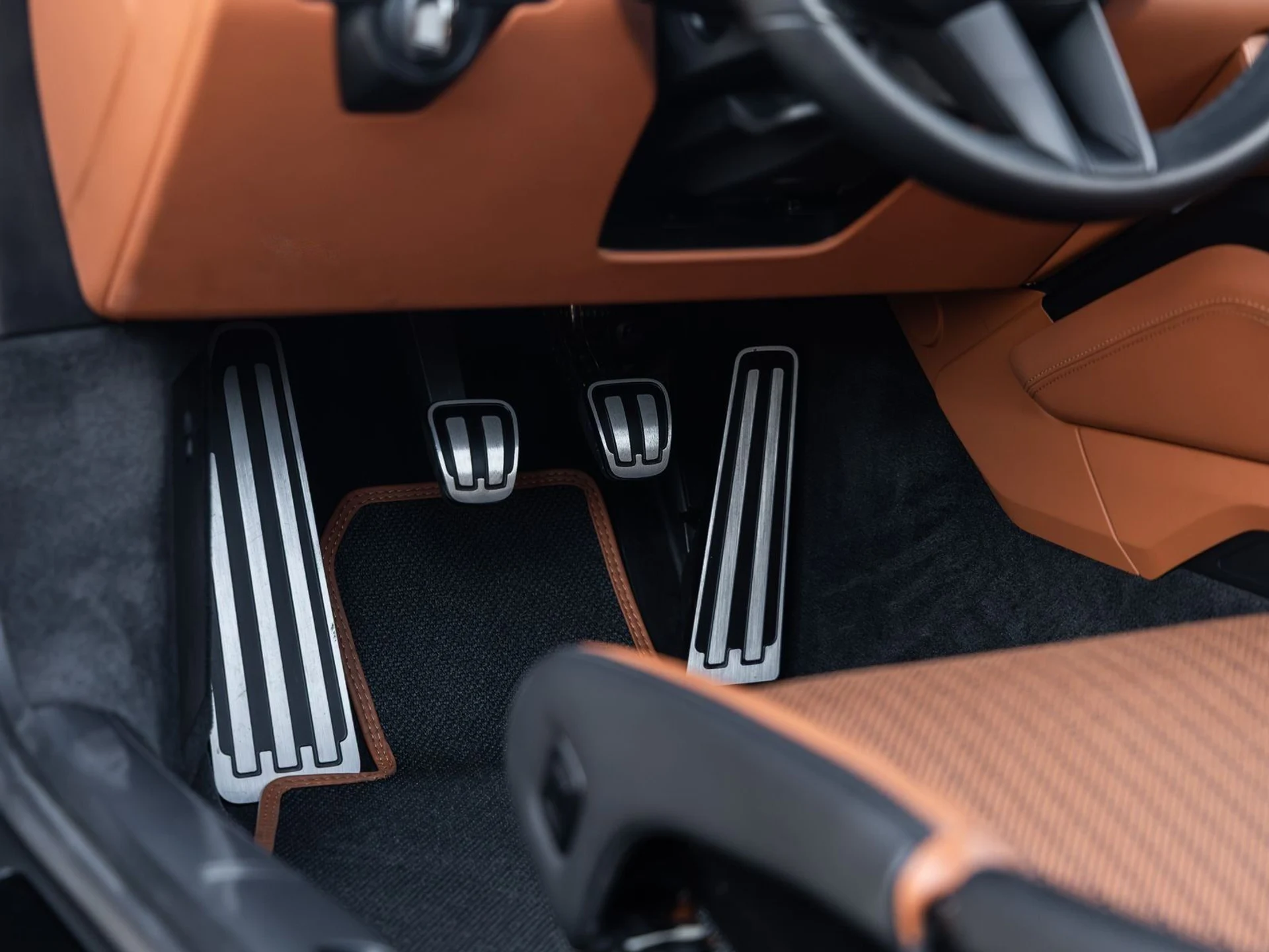 mph048_835132843_49_d00c580cb7