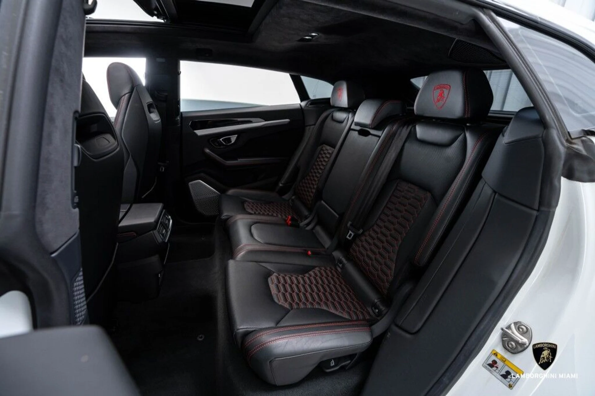 mph048_852434819_314d10610eaecefa8a0a3796eea5664f_5f459d8596