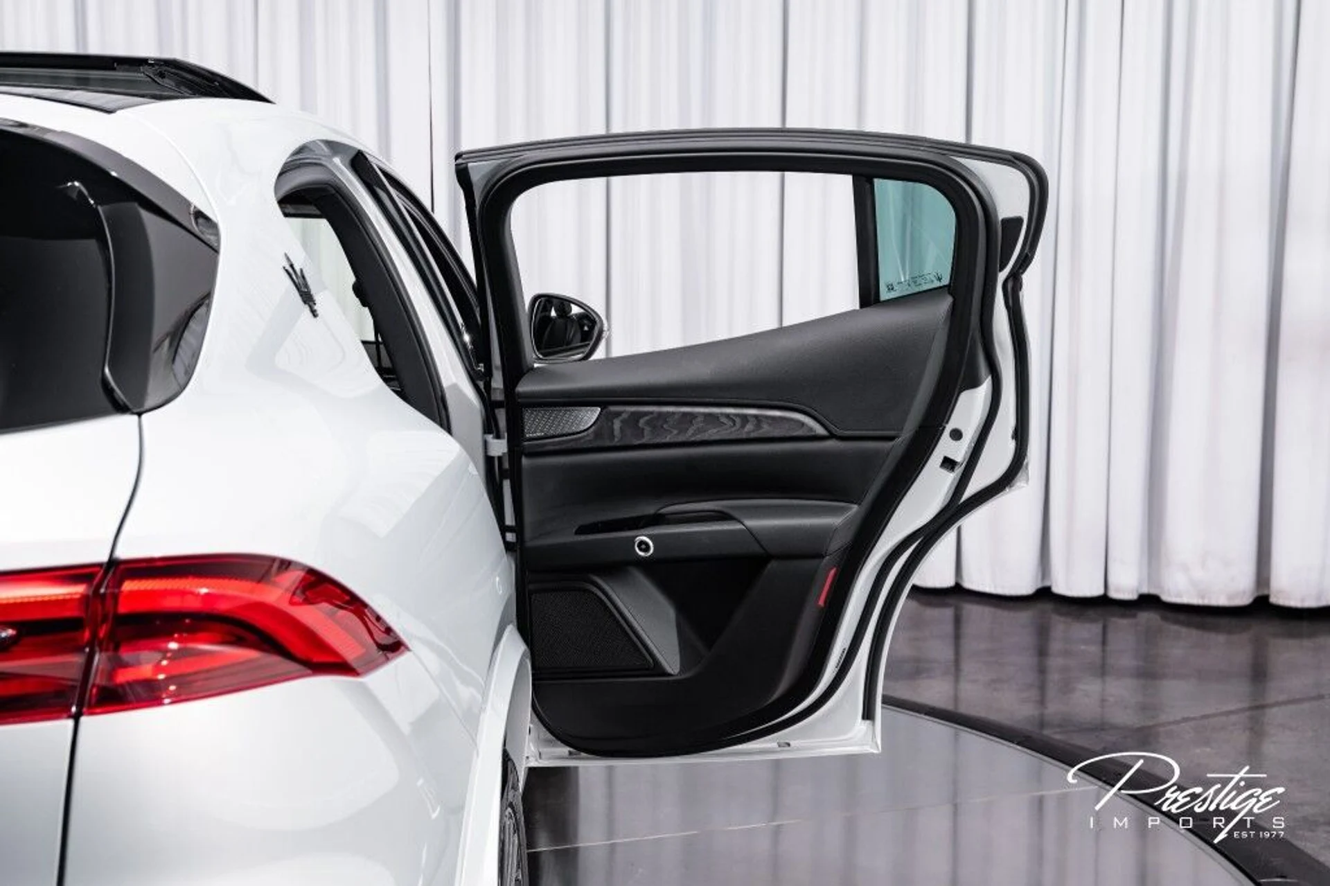 mph048_857807297_b87f397236e0a26aea57c04d9cda5905_224bbc8aff