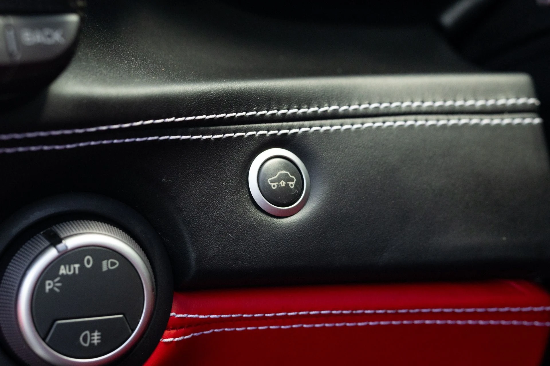 mph048_865308057_Used_2017_Ferrari_488_GTB_1776194926_107450eb82