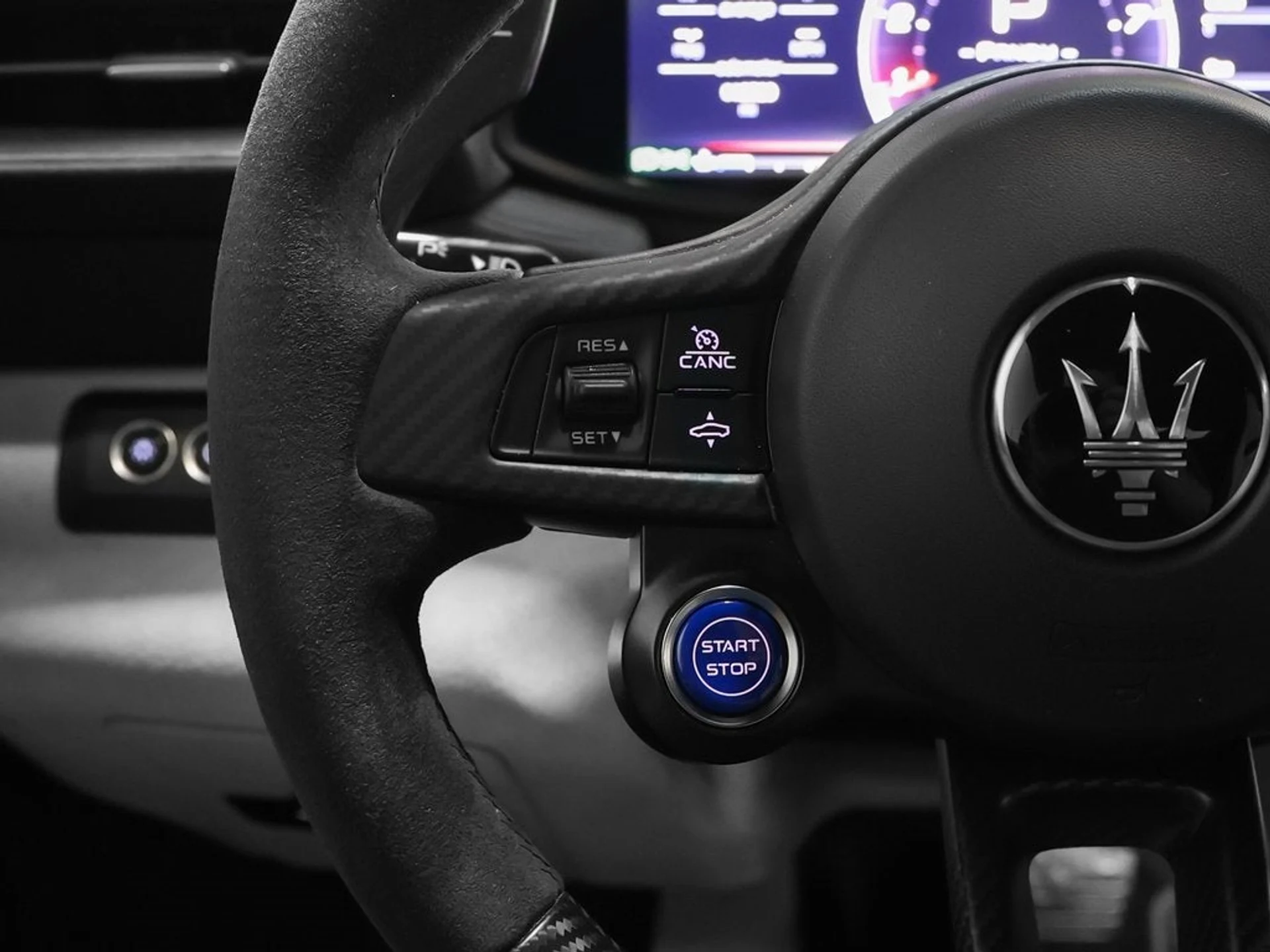 mph048_885490707_49_982dec64e3