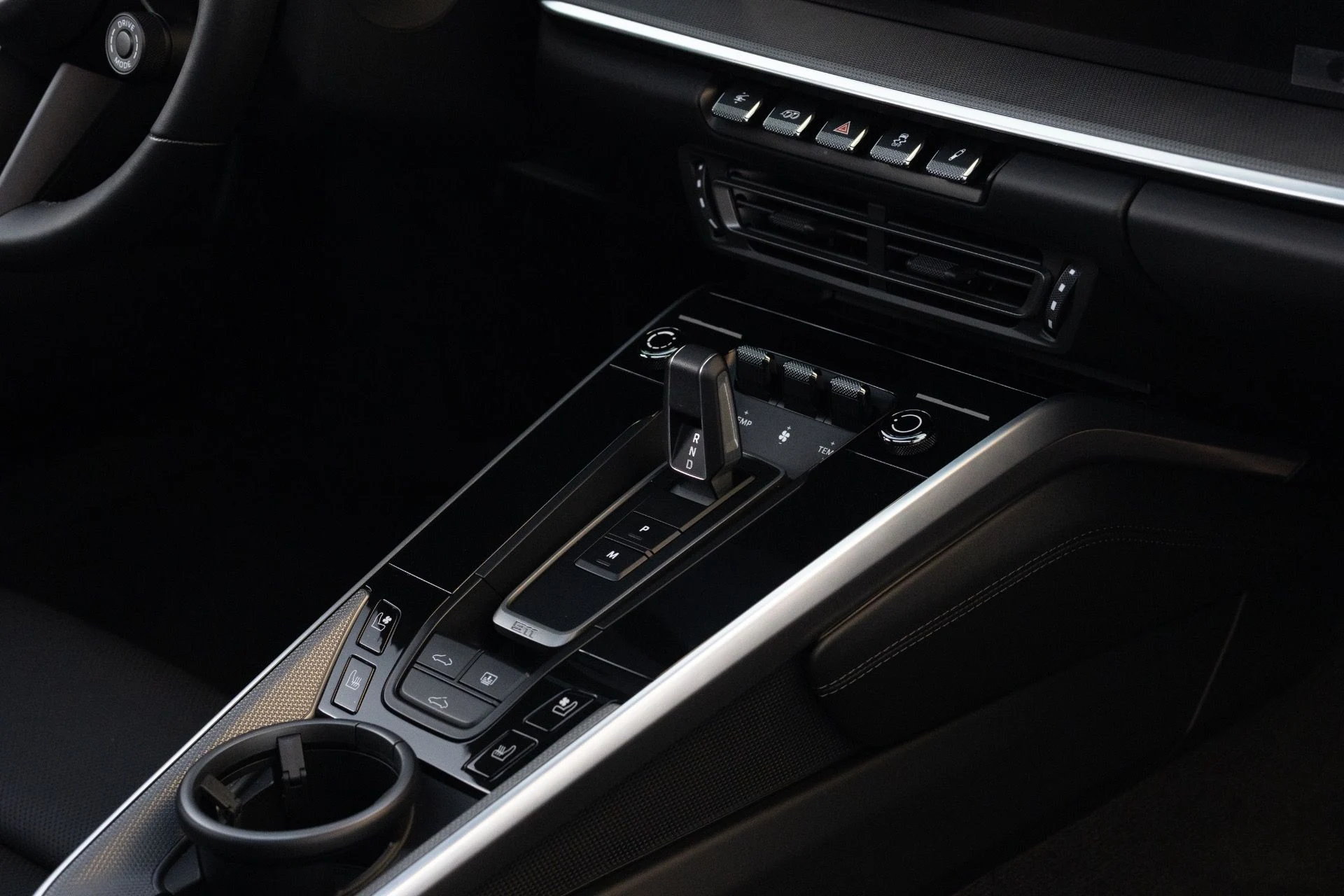 mph048_886298501_Used_2024_Porsche_911_Turbo_1762281596_bf749d9d4d