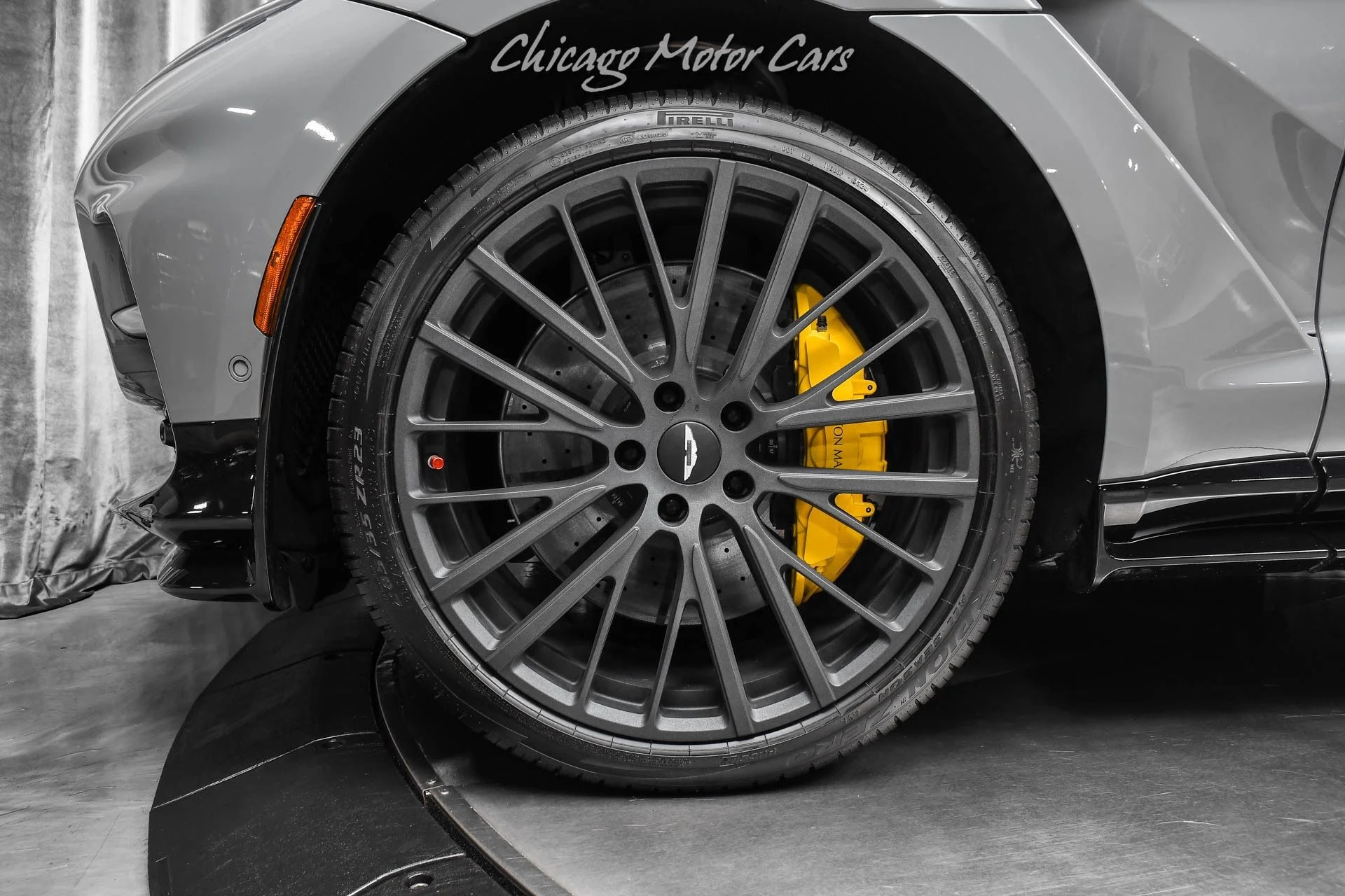 mph048_922572412_13519_p49_l_6d19ba1e70