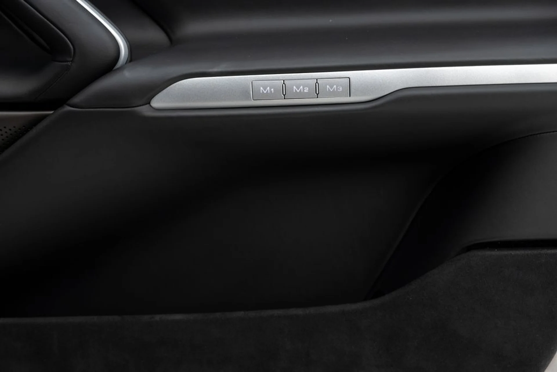 mph048_937825396_a4269bb90f233d766ede56fff817639d_38eac30320