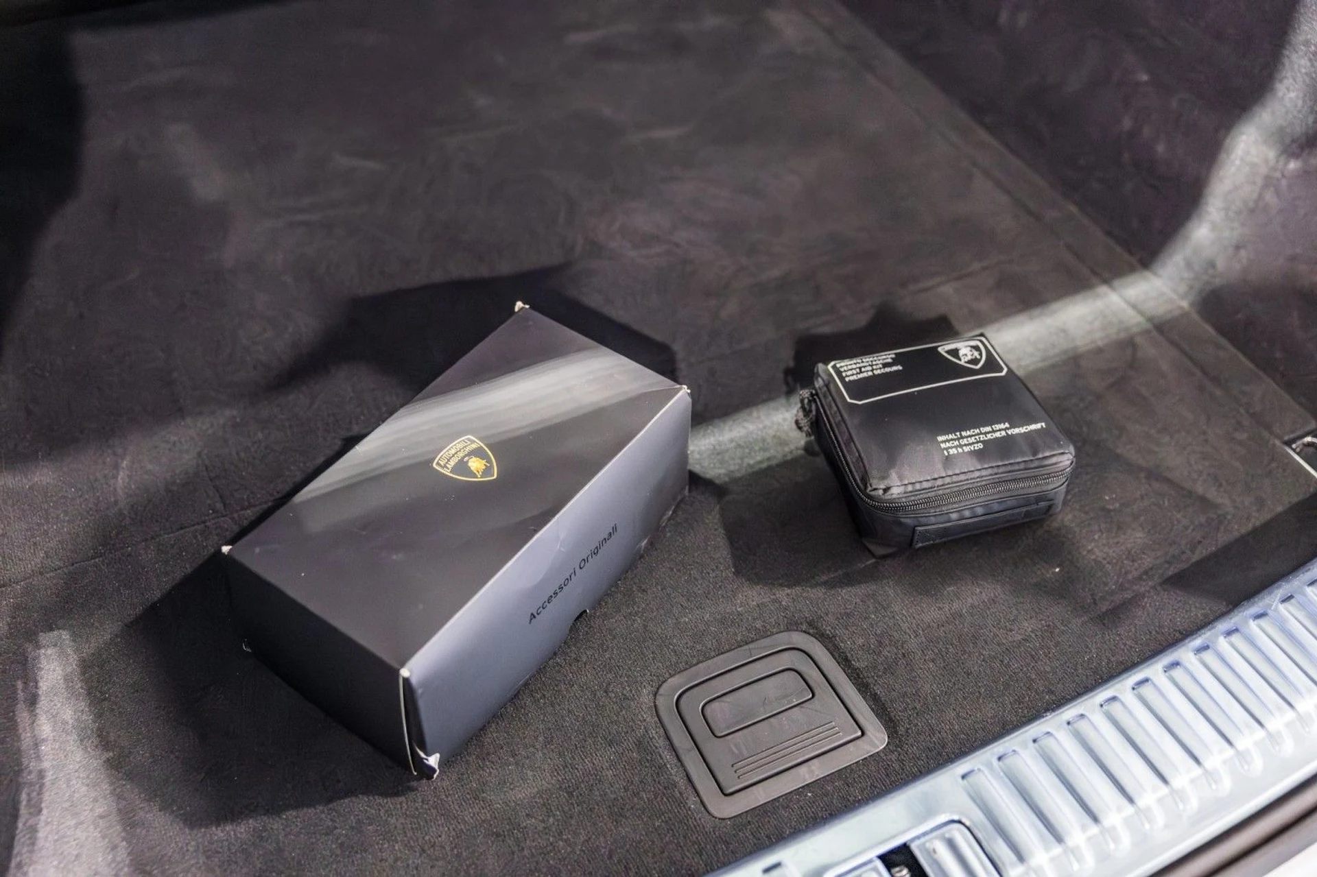 mph048_966729983_FQ_a7046c85ef