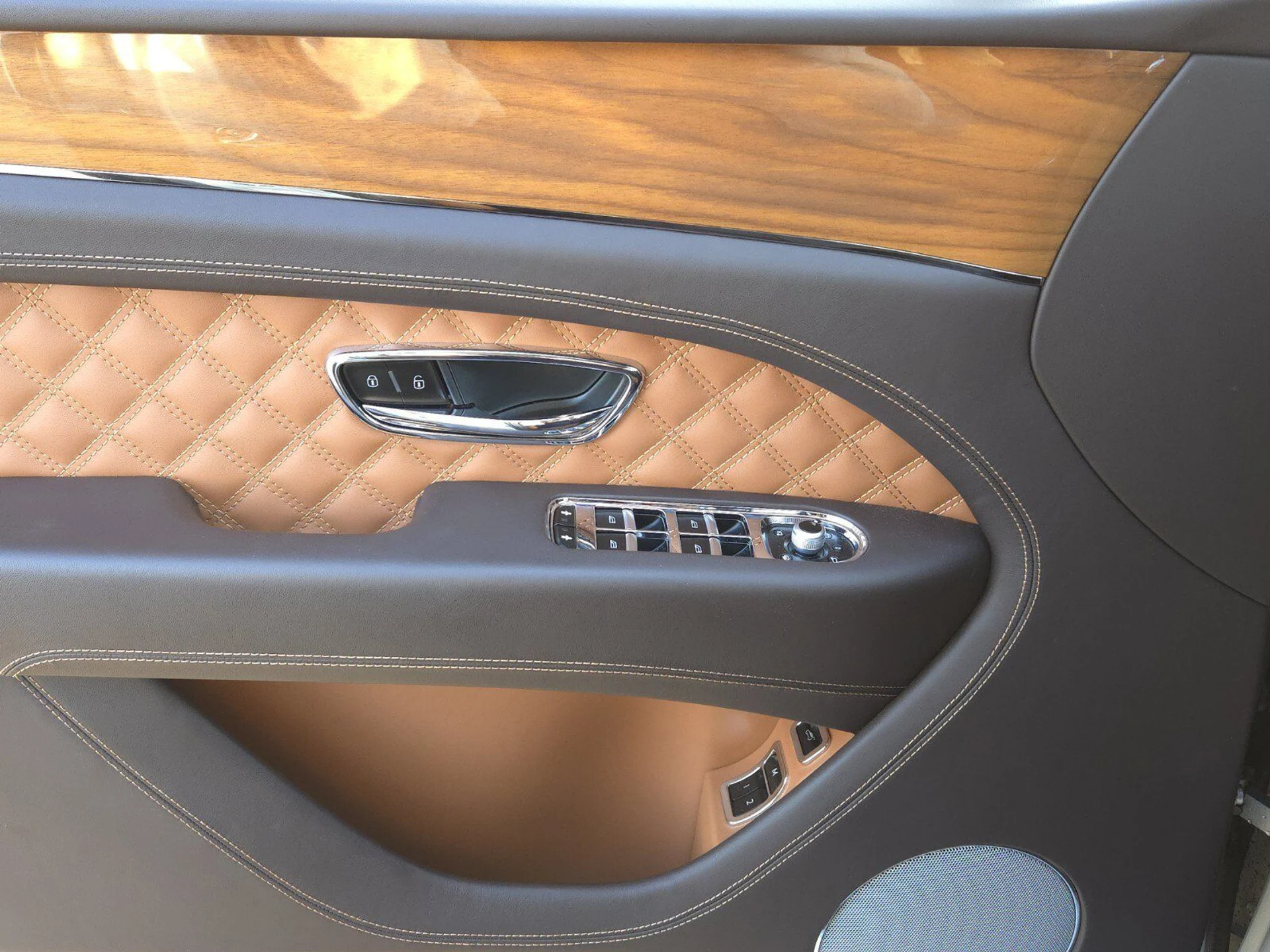 mph048_973126537_34364054466d431233d1488b81c616e0x_170d7f05a1