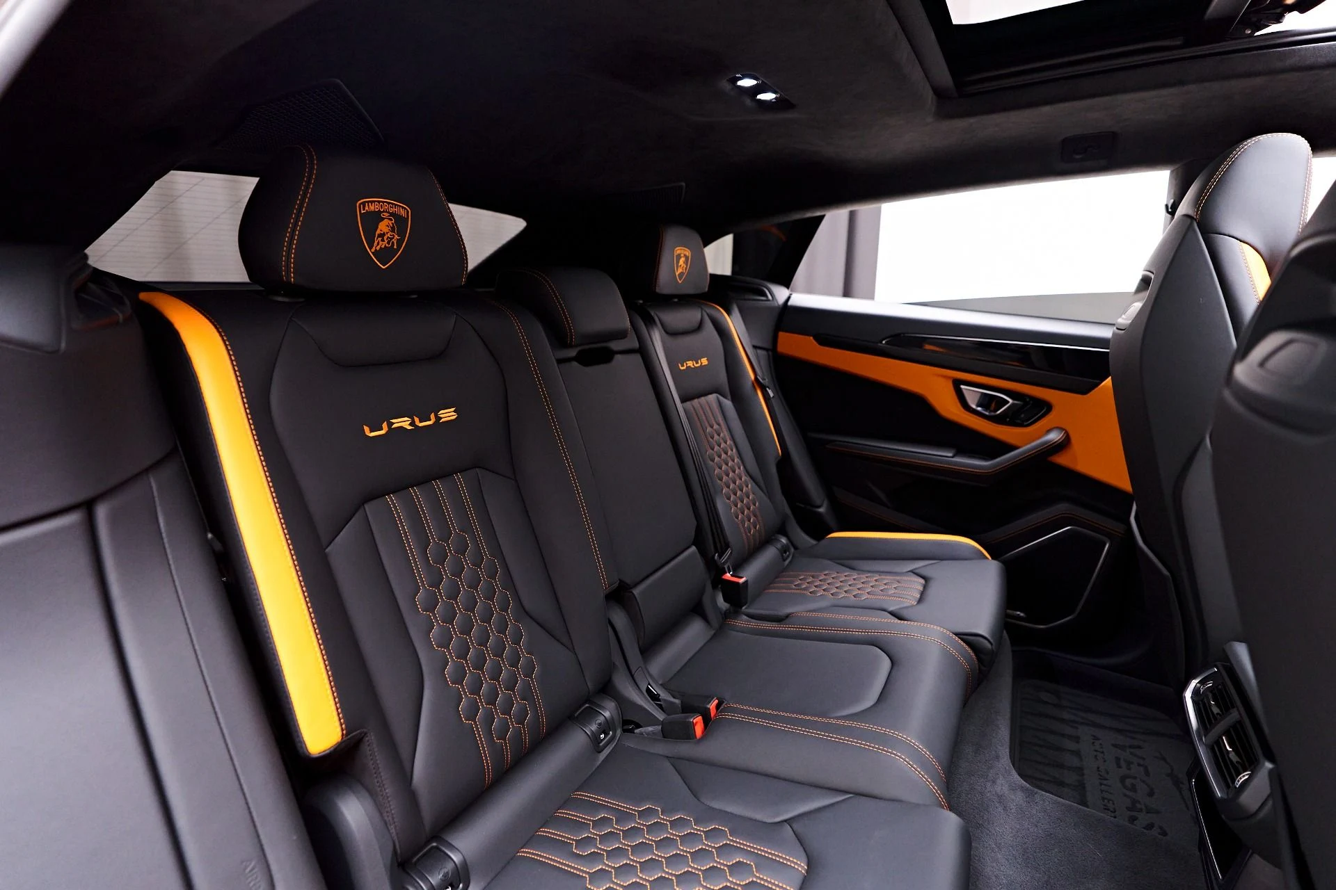 mph048_973330633_Used_2023_Lamborghini_Urus_S_1747338722_abae8834f5