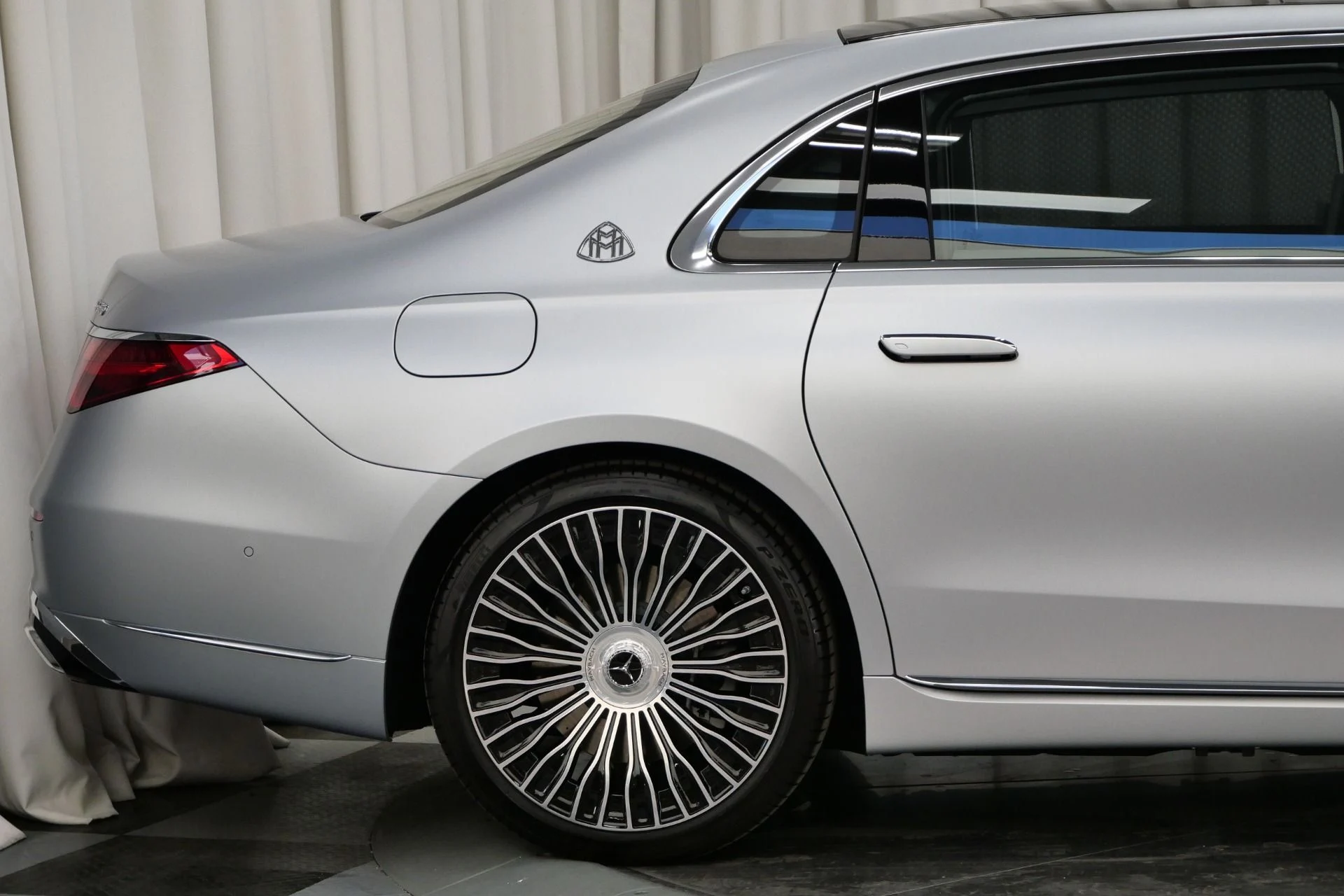 mph048_976858499_Used_2024_Mercedes_Benz_Maybach_S_680_Silver_Mist_Edition_1744129666_8570fb22fe
