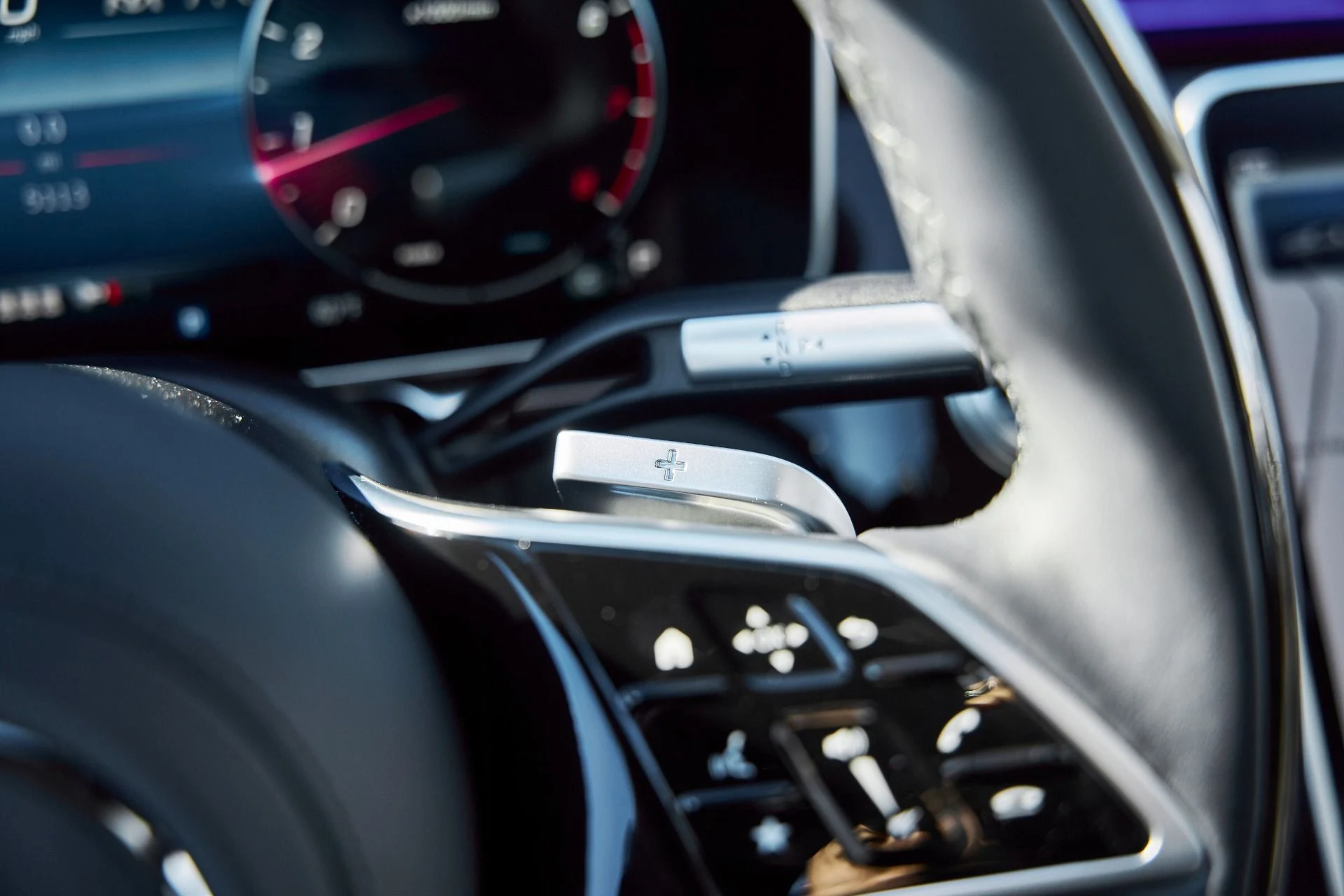 mph048_980266151_Used_2025_Mercedes_Benz_S_Class_Maybach_S_580_1769305337_4eb8f3affd