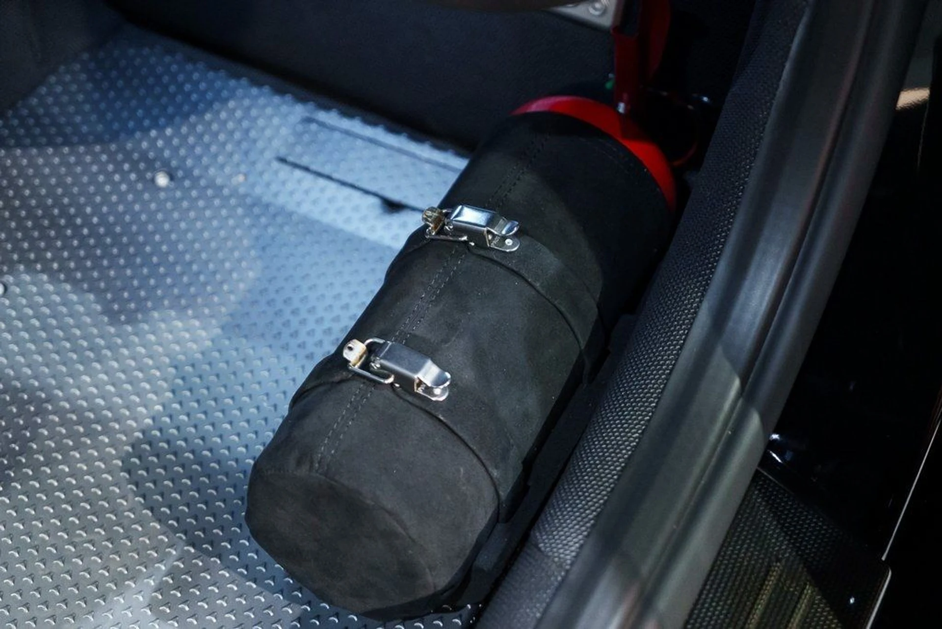 mph048_980510405_cc34716ec9030318ae5442284b1efeab_449742c7b0