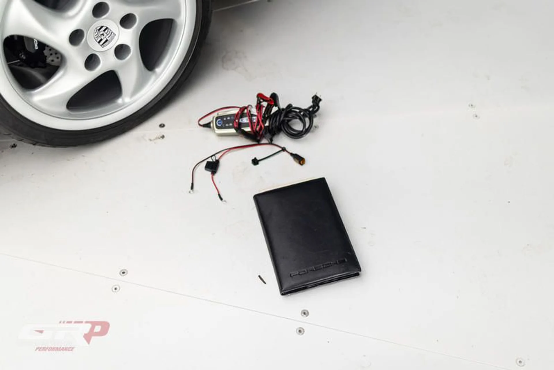 mph048_986378391_E0_A44070_421_B_4_EF_5_A426_EC_0_B6_F1_BD_4_C6_0f9f3c9446