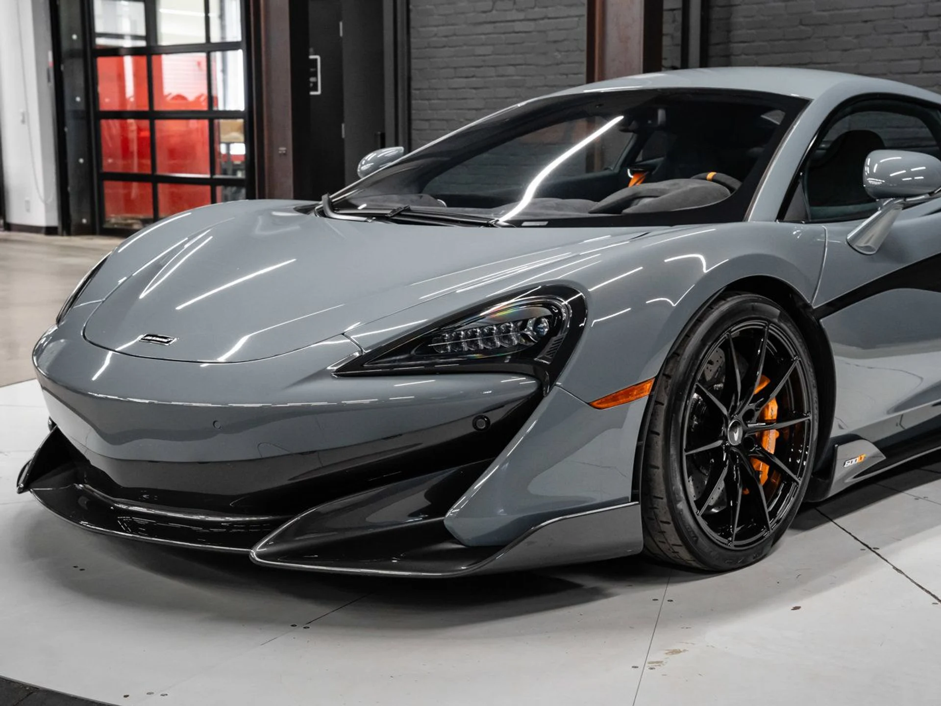 mph048_98913031_mclaren_600lt_2019_ffbb7ee8e9