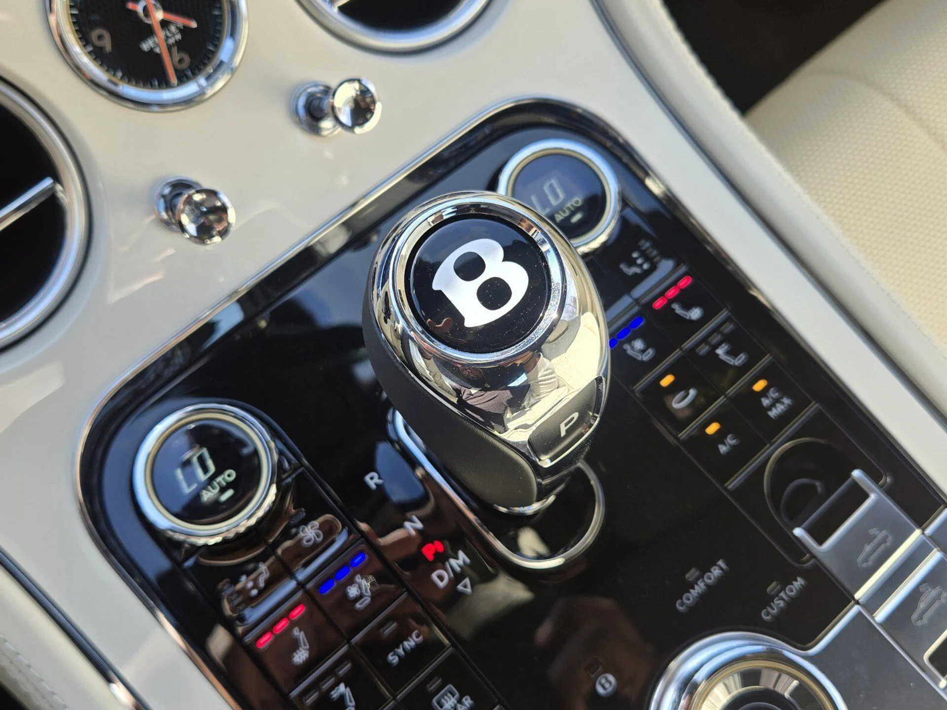 mph048_994229202_7cda264bd3eaf3f0026e6f03d96d7ed5x_3328643a2f