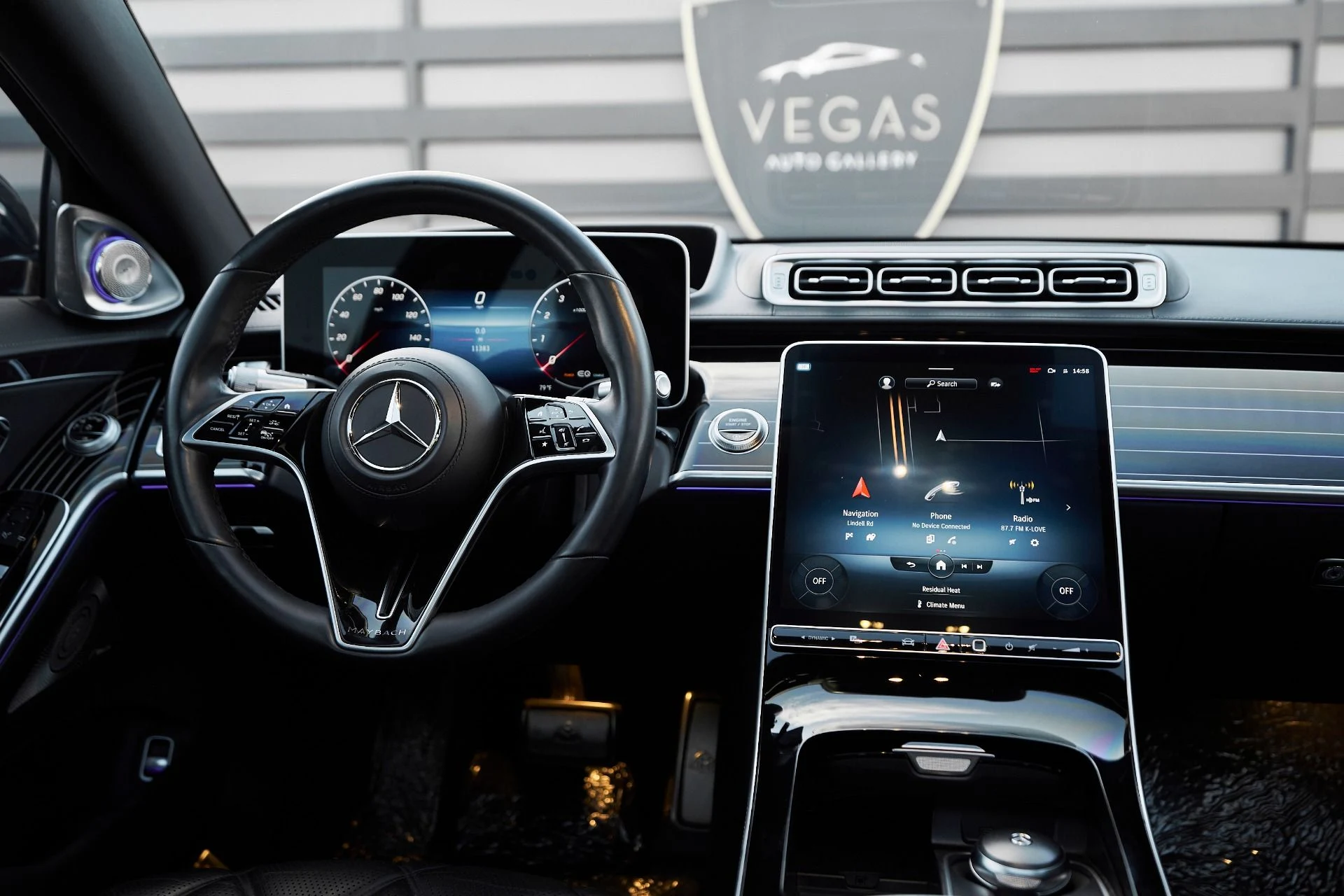 mph049_1000096347_Used_2022_Mercedes_Benz_S_Class_Maybach_S_580_1763082551_7936938e46