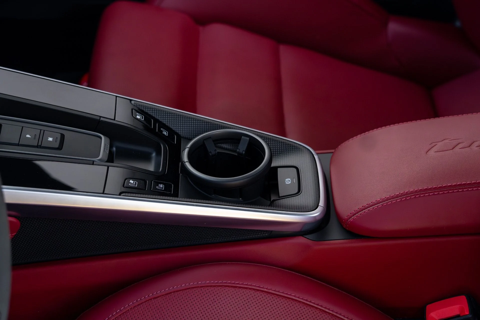 mph049_1012165752_Used_2022_Porsche_911_Turbo_S_1770440091_a8cb16ad30