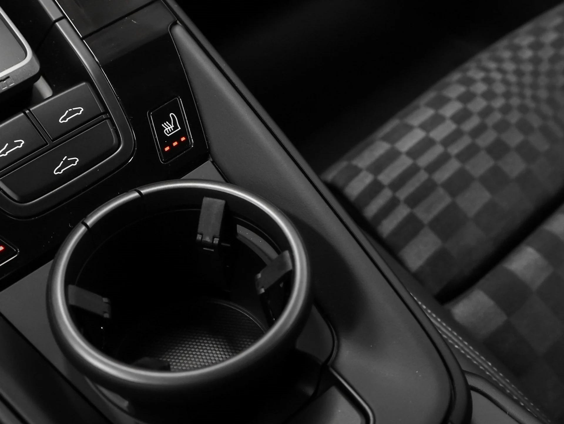 mph049_1014006897_50_18fae2d1cd