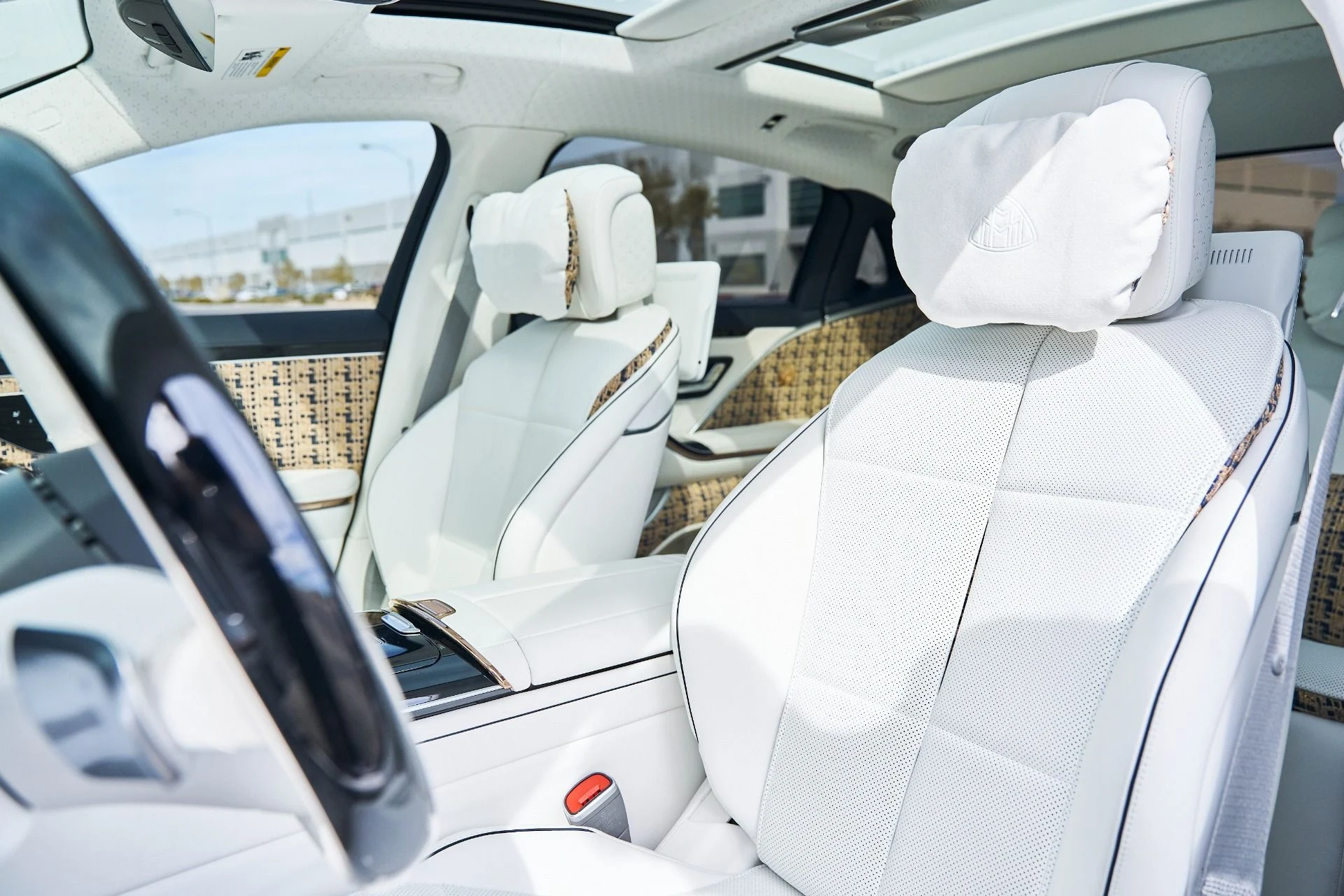 mph049_1016658514_Used_2023_Mercedes_Benz_S_Class_Maybach_S_680_1772678614_d25b71bfb4