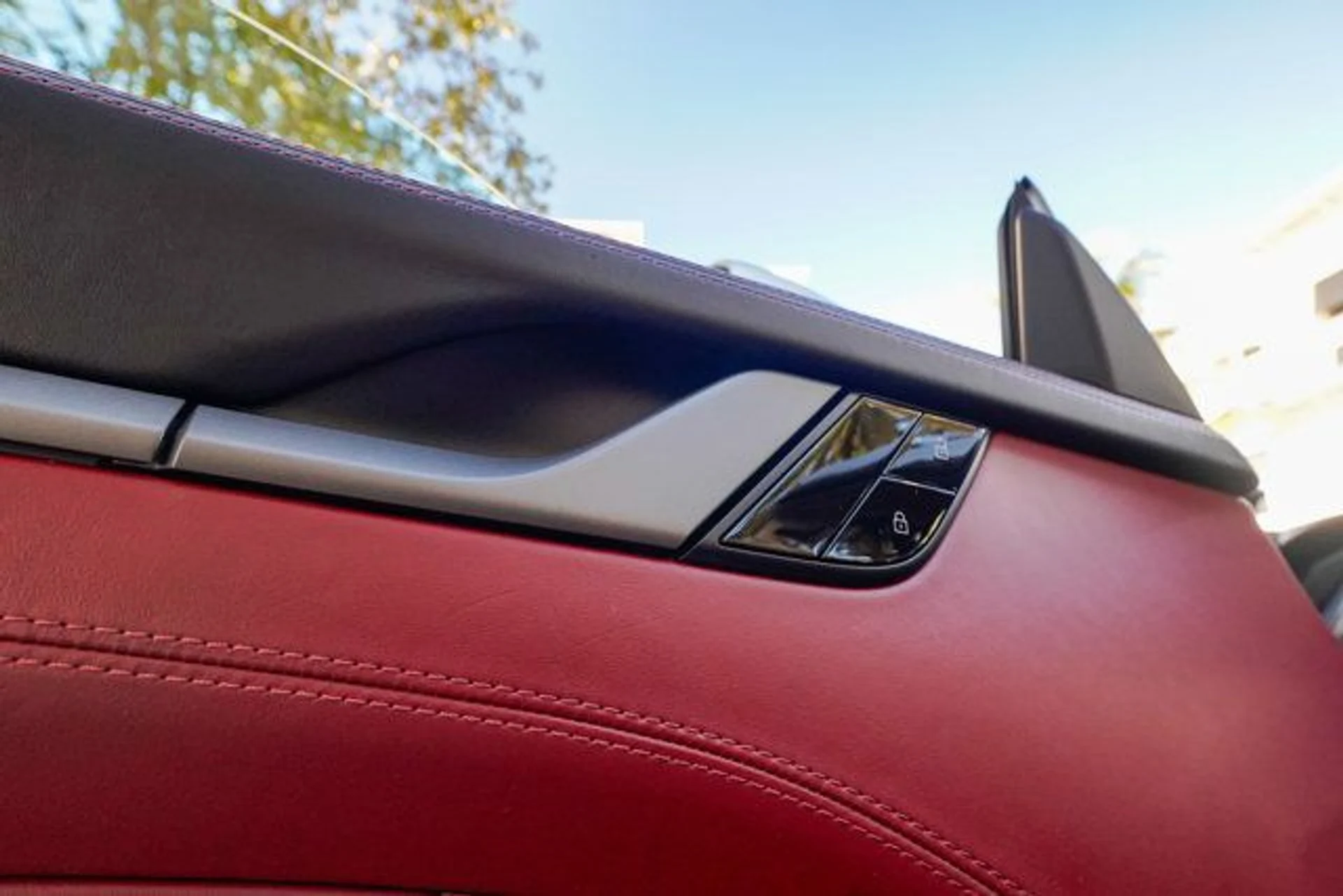 mph049_1020759807_22967897_50_640_3e9443a0a8