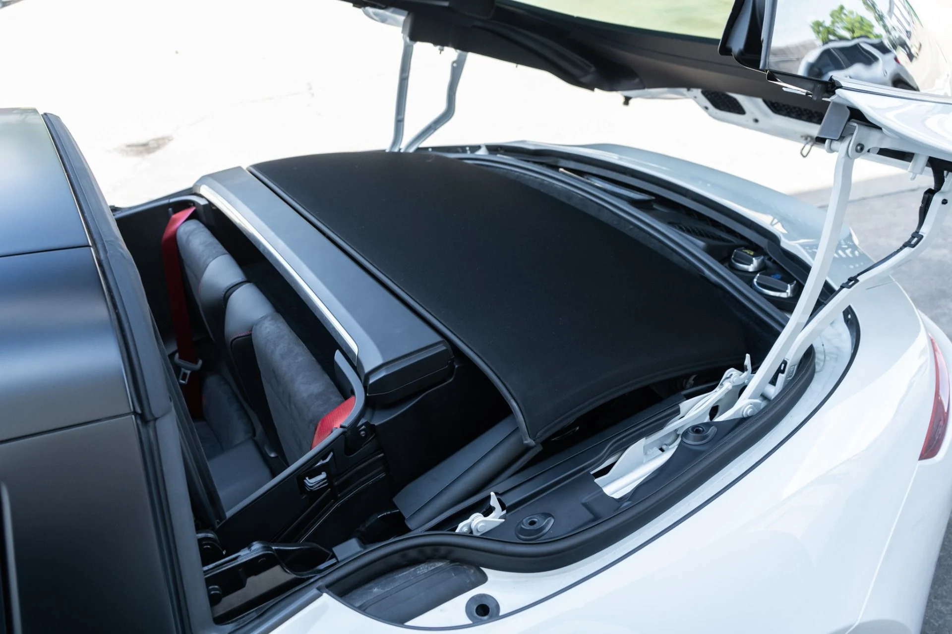 mph049_1021775988_Used_2018_Porsche_911_Targa_4_GTS_1791238615_3608b1247a