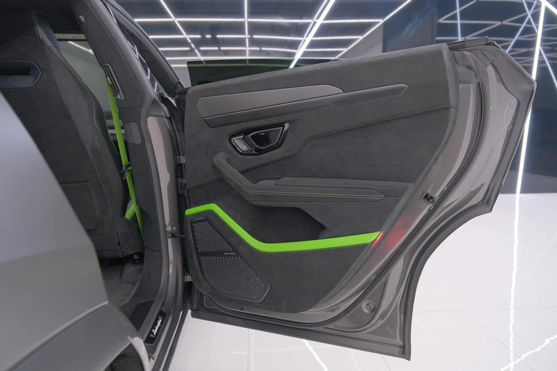 mph049_1025607901_2dc1ac1c41283c4c99f7d28e6d475b64_b543d53588