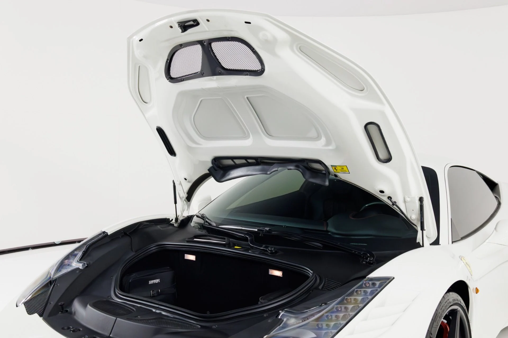 mph049_1075273878_Used_2014_Ferrari_458_Italia_Speciale_1773085153_d14452104f