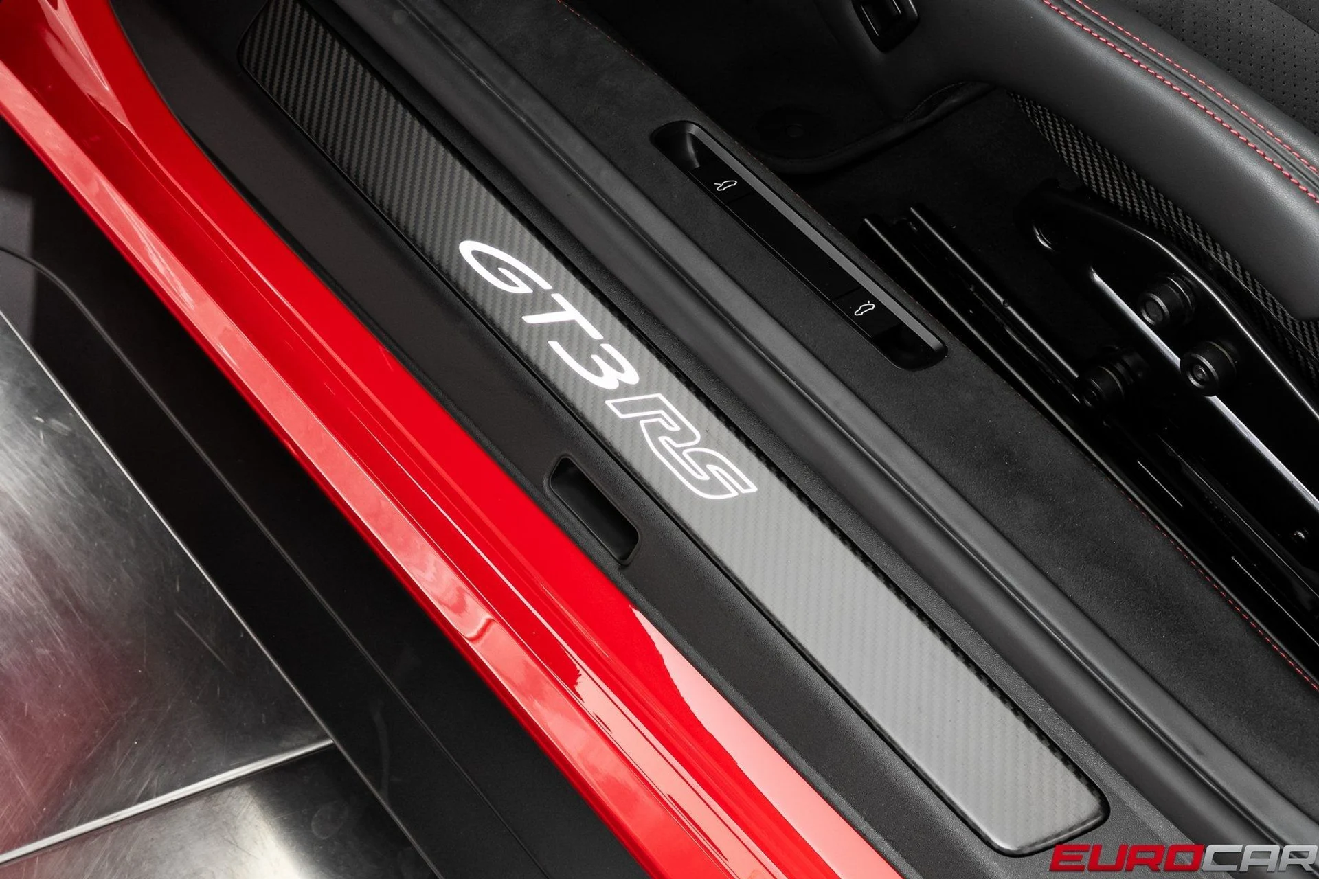 mph049_1088513842_image_50_8849dd6866