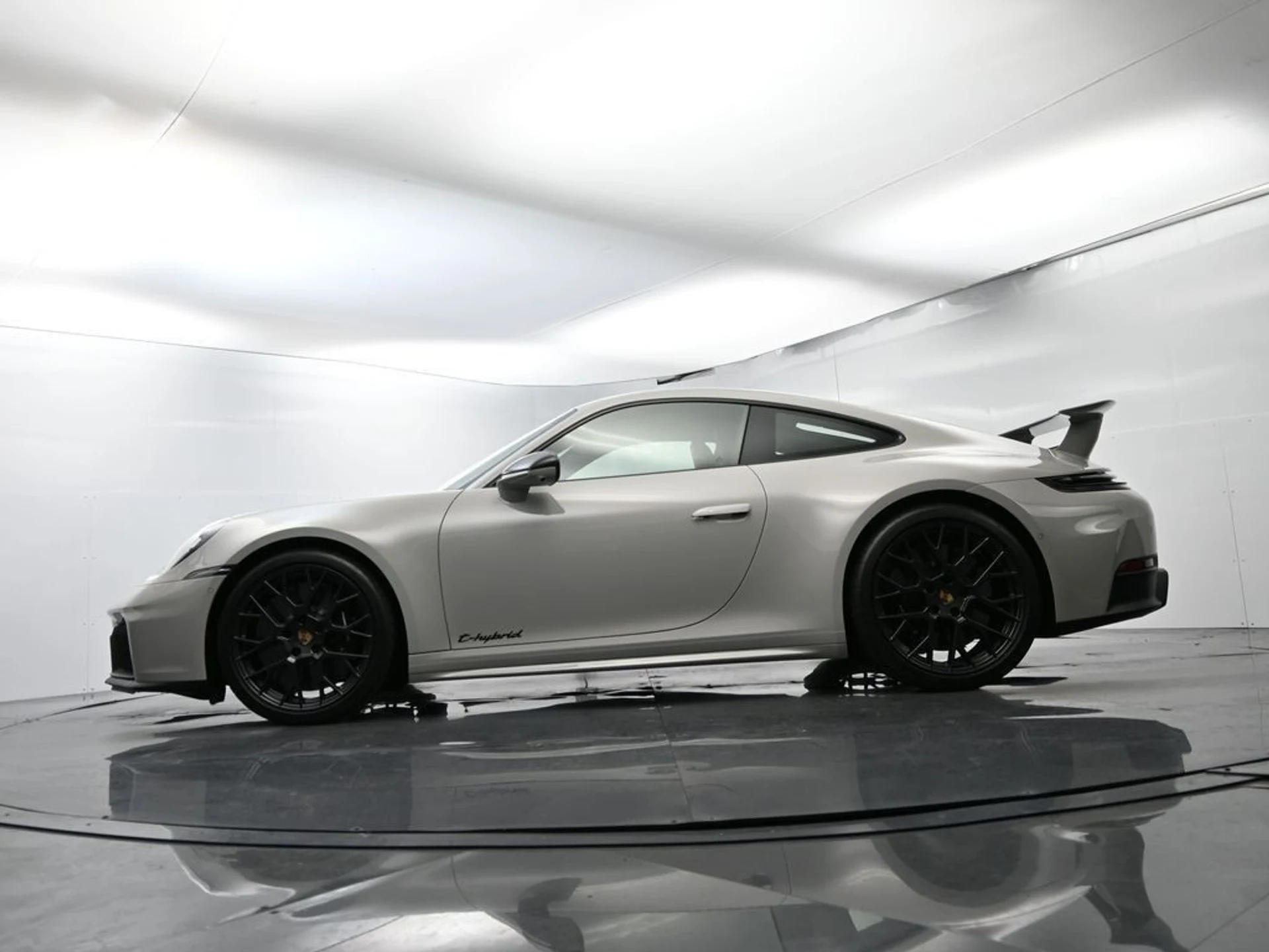 mph049_109387785_e43ae472ff32b71bdef3bb7643aa621e_649b8fe6b0