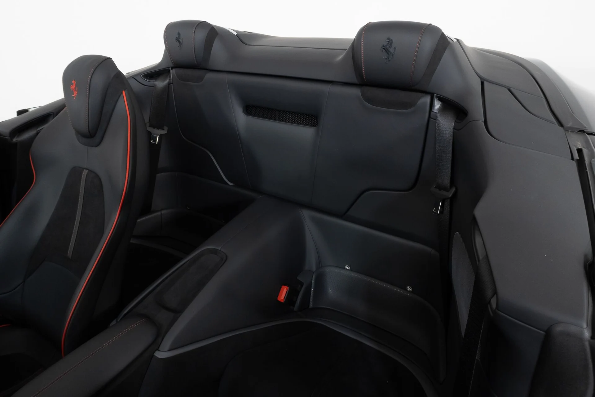 mph049_1095891605_98fd9652298c434cae36eaf7beef7160_e7525a55e2