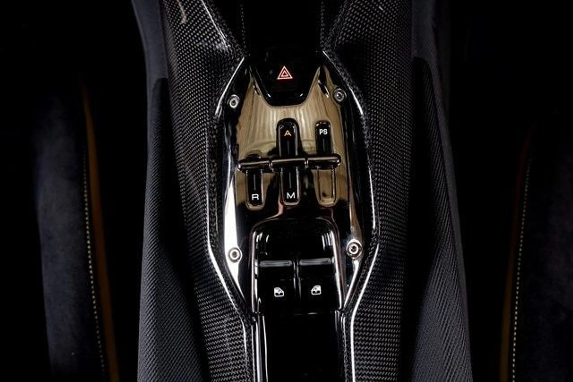 mph049_1109913073_6f14ce7fcabc7ebe85f0648f65686169x_1a0c53d669