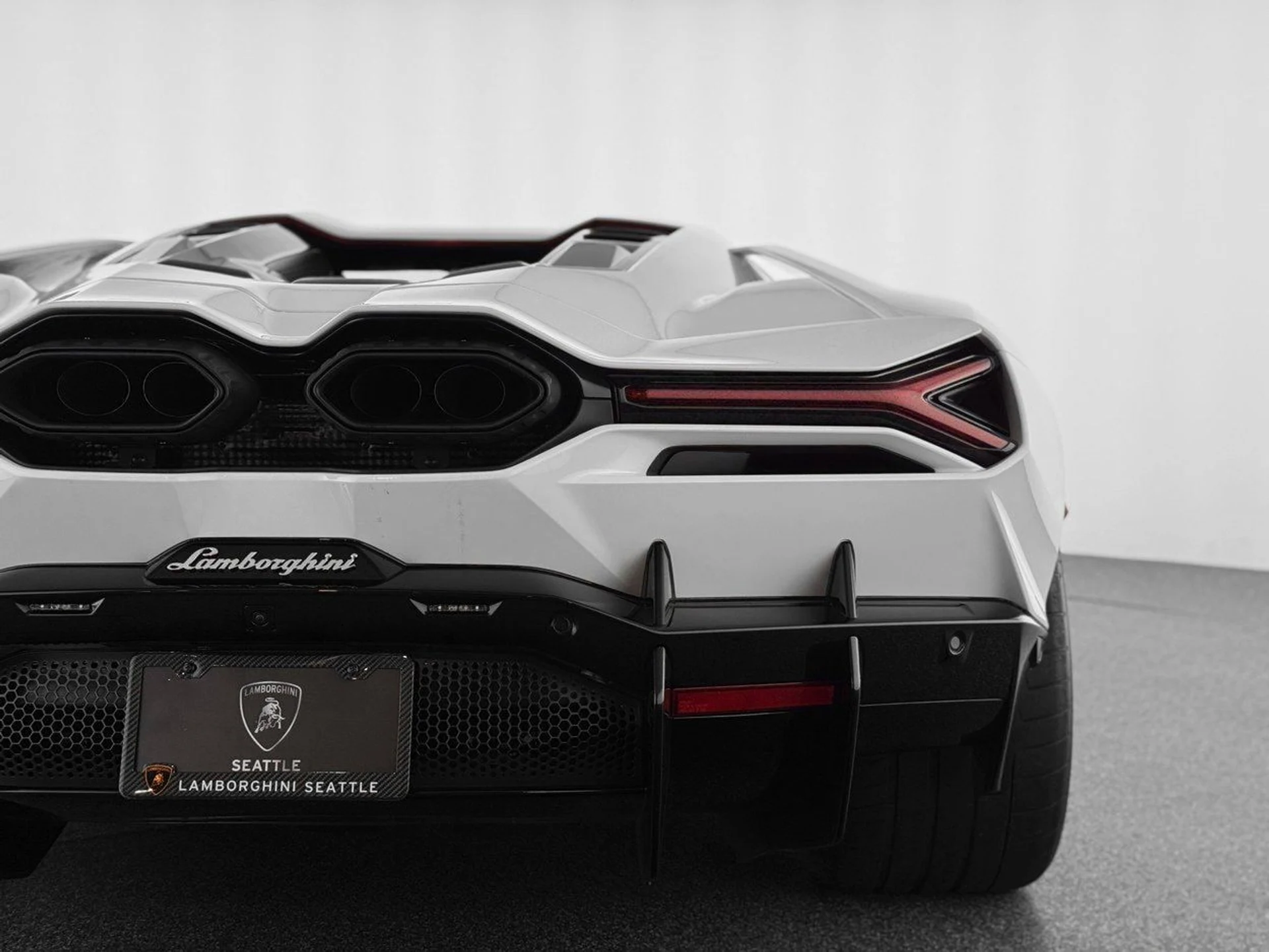 mph049_1117485879_3fbadd70ac608a93f9d17eb7a55fadc2x_c488f5e986