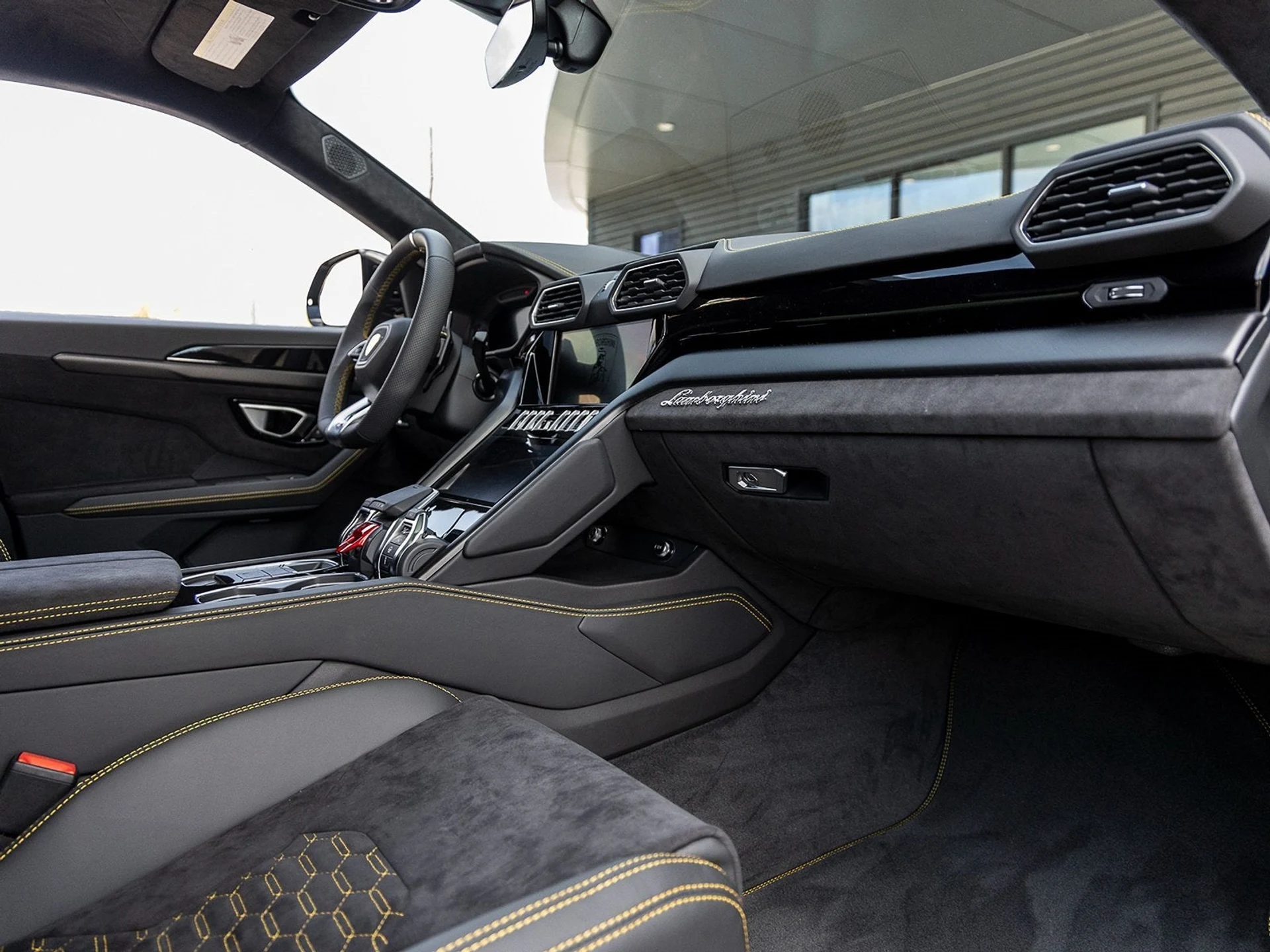 mph049_1118933592_50_94f3d99e8d