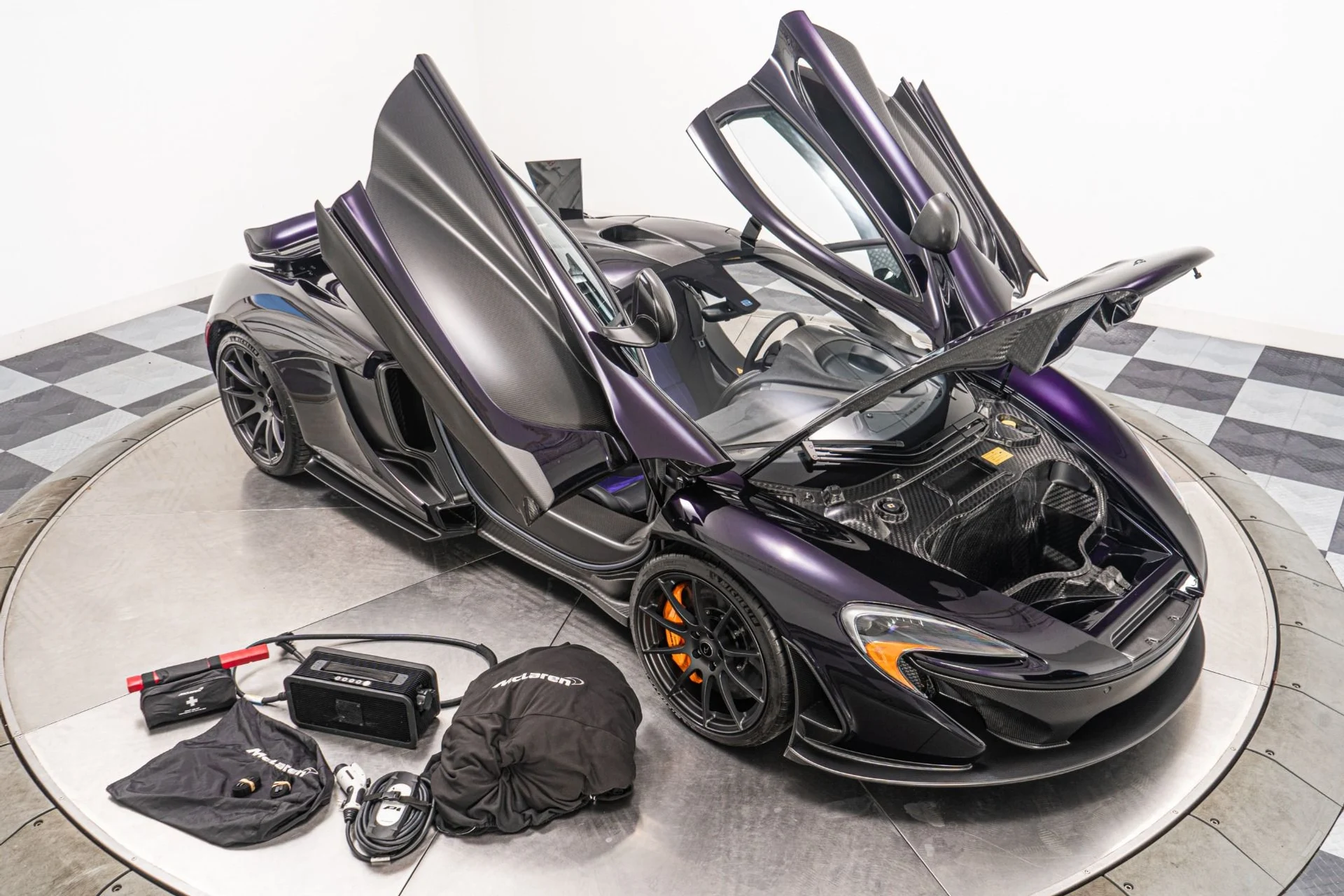 mph049_1127820010_Used_2015_Mc_Laren_P1_1757693510_d9fe984a61