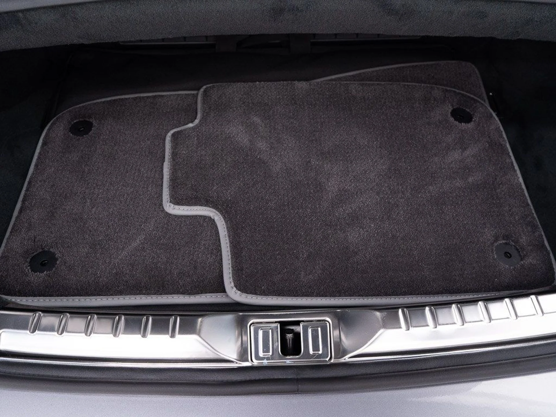 mph049_113940555_300b3ed0a6e6e89b1455d9e2429ca93e_9a600b0ea9